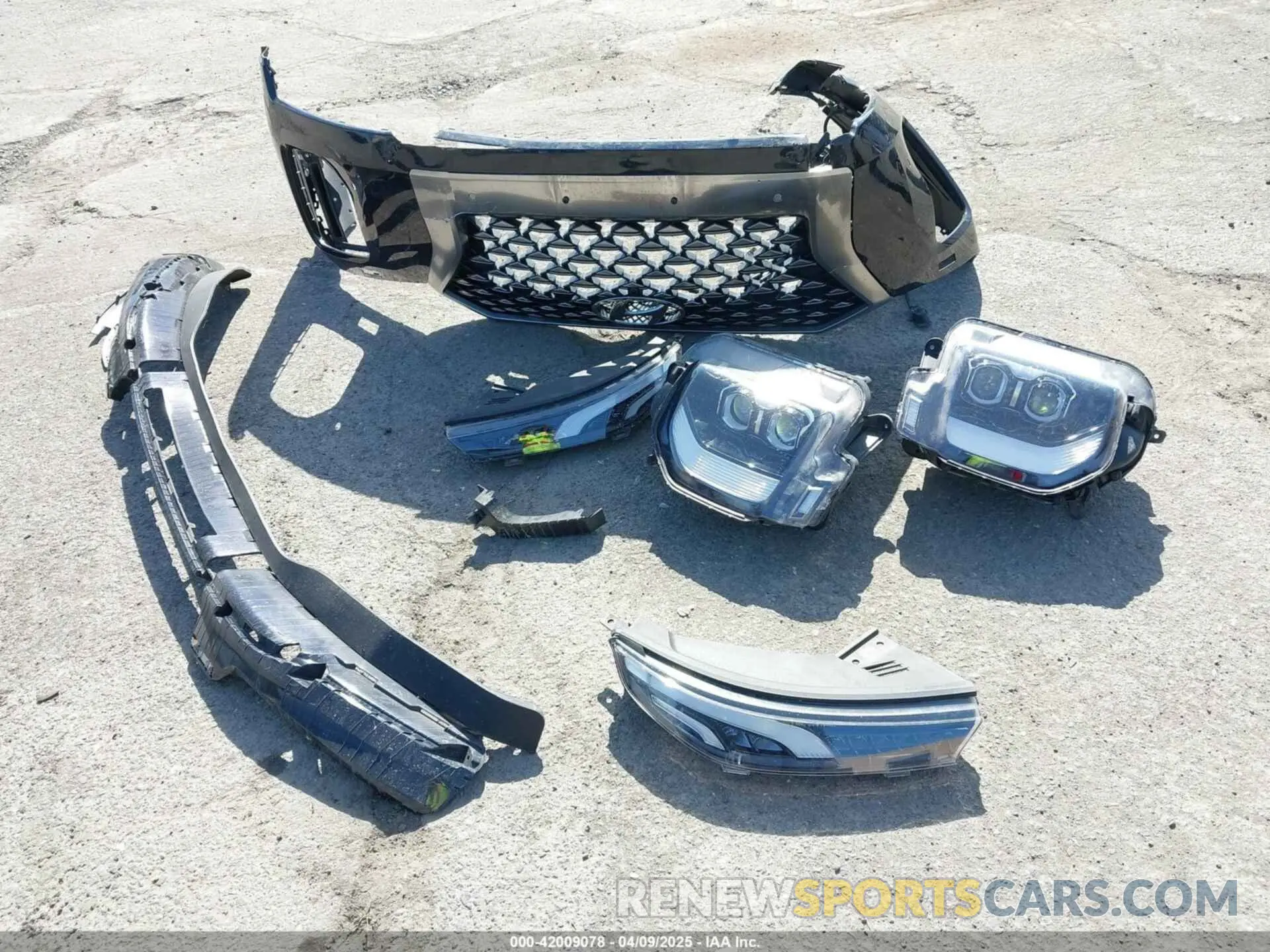 12 Photograph of a damaged car KM8R74HE9NU450672 HYUNDAI PALISADE 2022