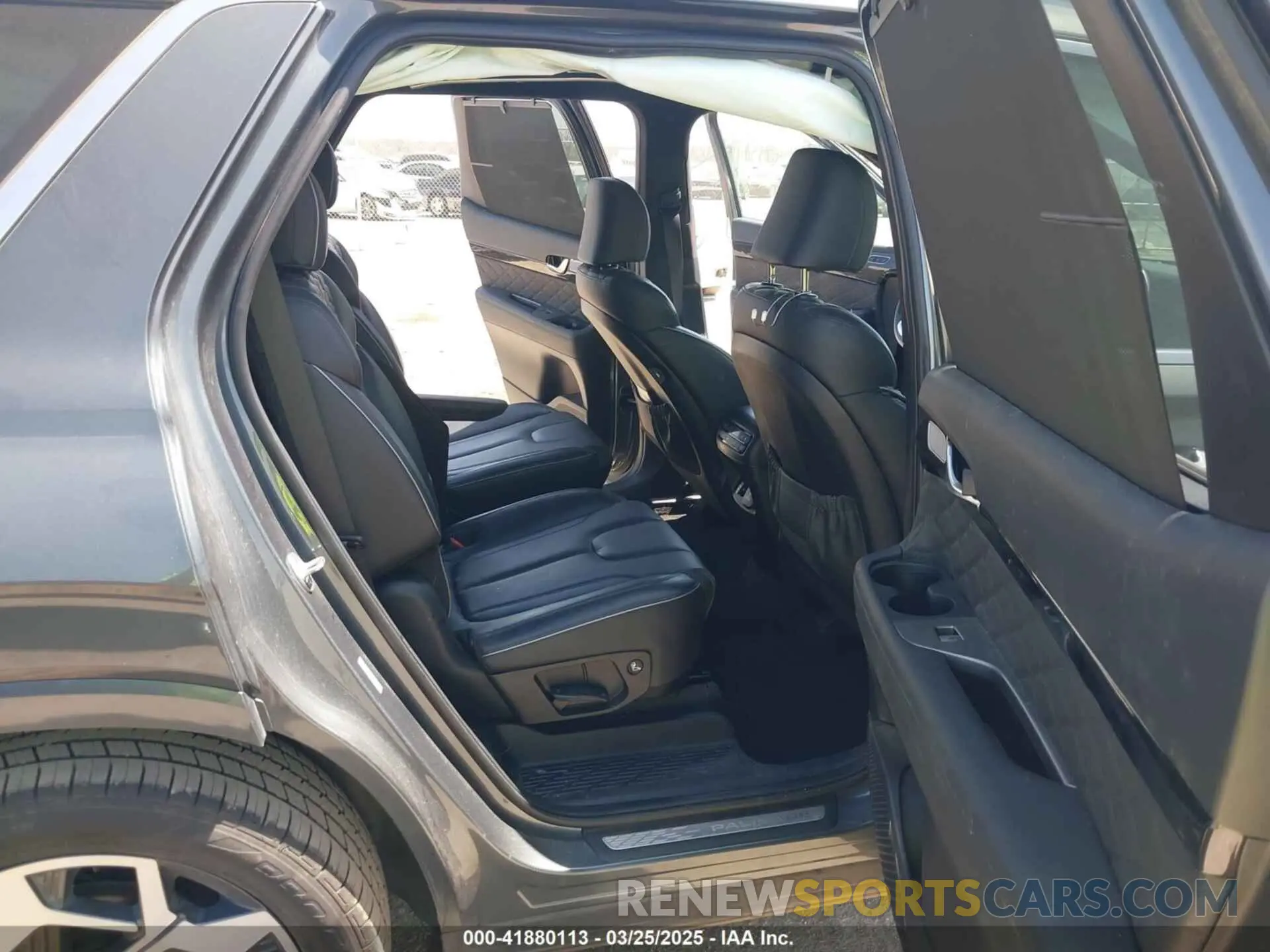 8 Photograph of a damaged car KM8R74HEXNU426686 HYUNDAI PALISADE 2022