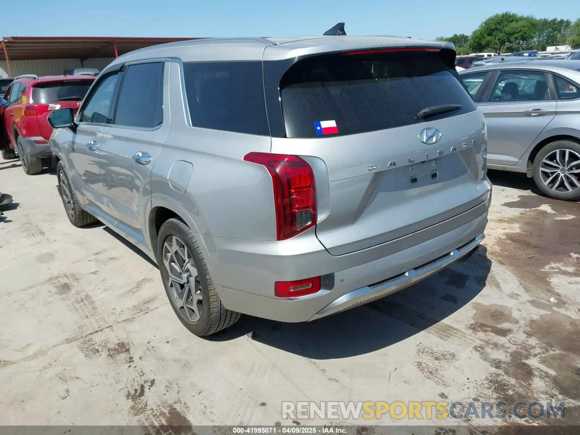 3 Photograph of a damaged car KM8R7DHE2NU367794 HYUNDAI PALISADE 2022