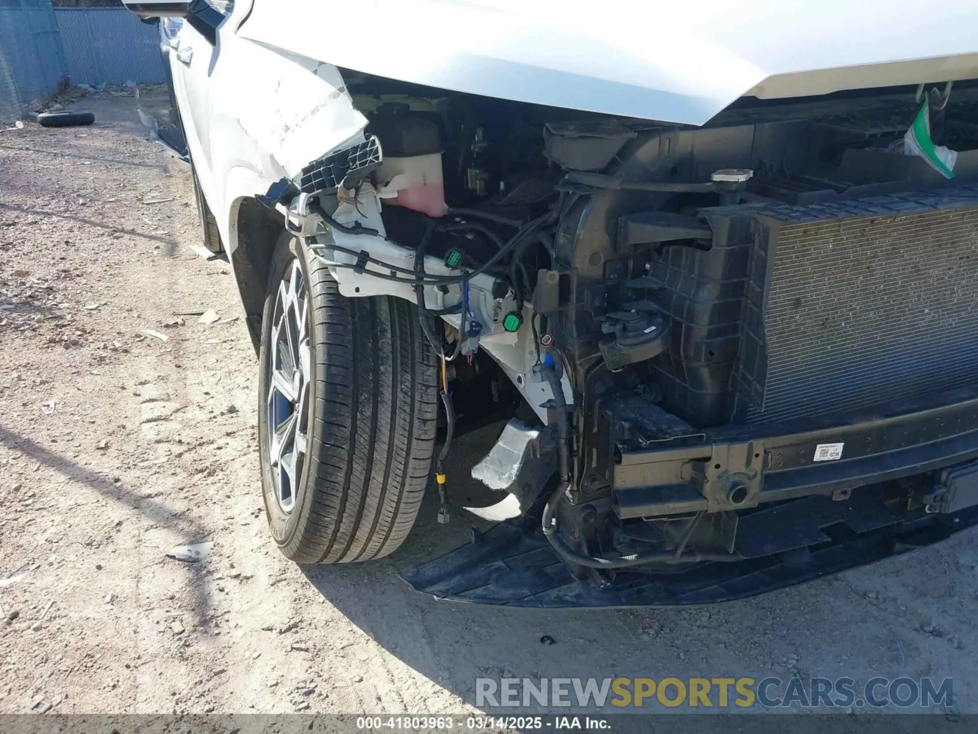18 Photograph of a damaged car KM8R7DHE8NU429098 HYUNDAI PALISADE 2022