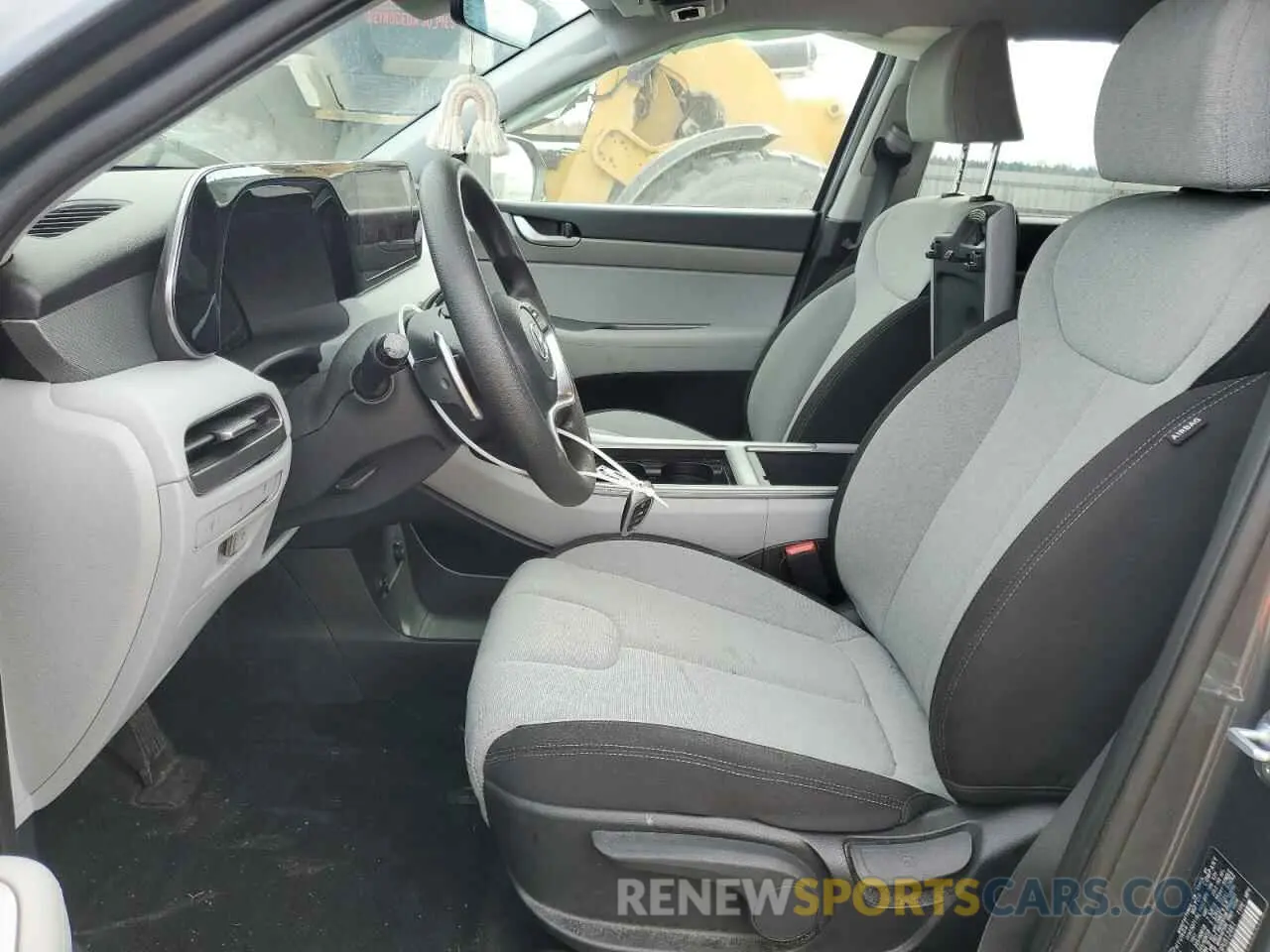 7 Photograph of a damaged car KM8R1DGE3PU512461 HYUNDAI PALISADE 2023