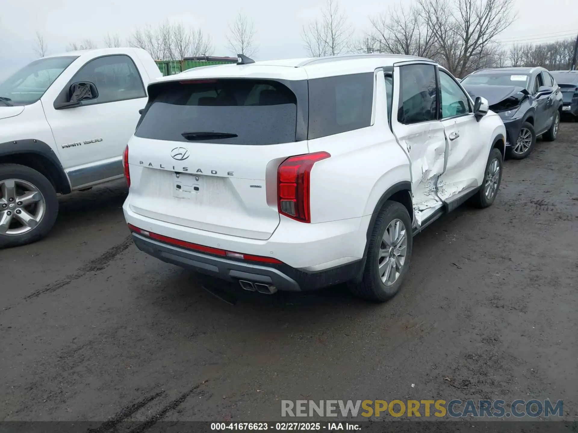 4 Photograph of a damaged car KM8R2DGE3PU642821 HYUNDAI PALISADE 2023