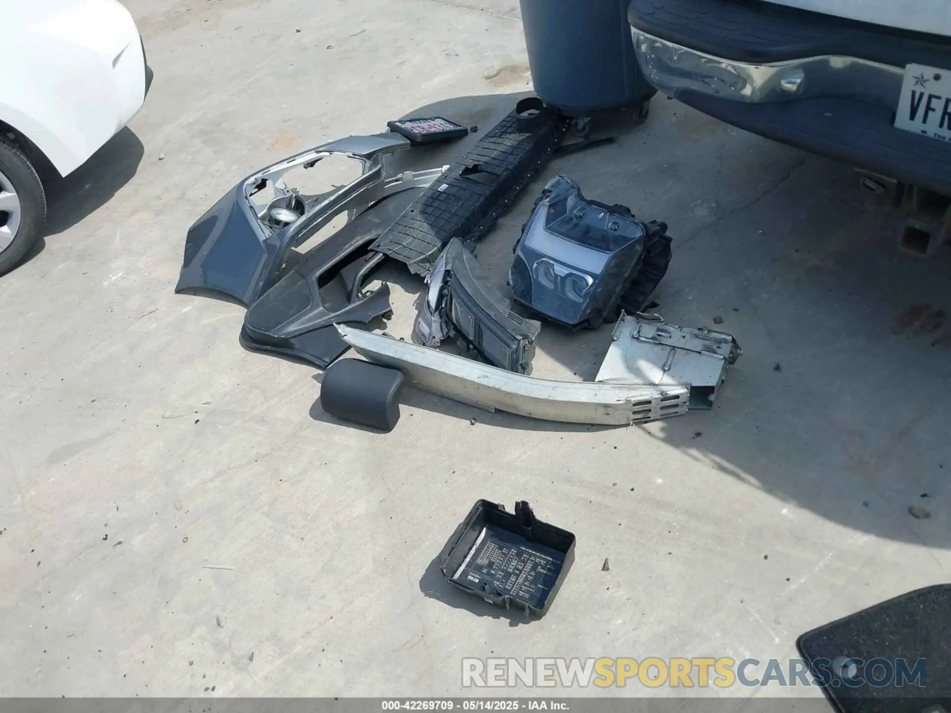 12 Photograph of a damaged car KM8R2DGE9PU590806 HYUNDAI PALISADE 2023