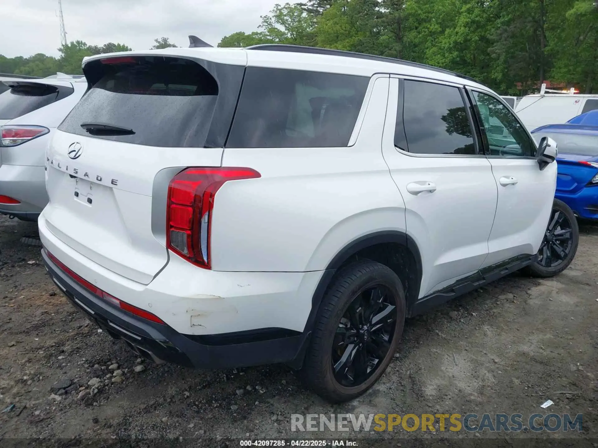 4 Photograph of a damaged car KM8R34GE5PU589665 HYUNDAI PALISADE 2023
