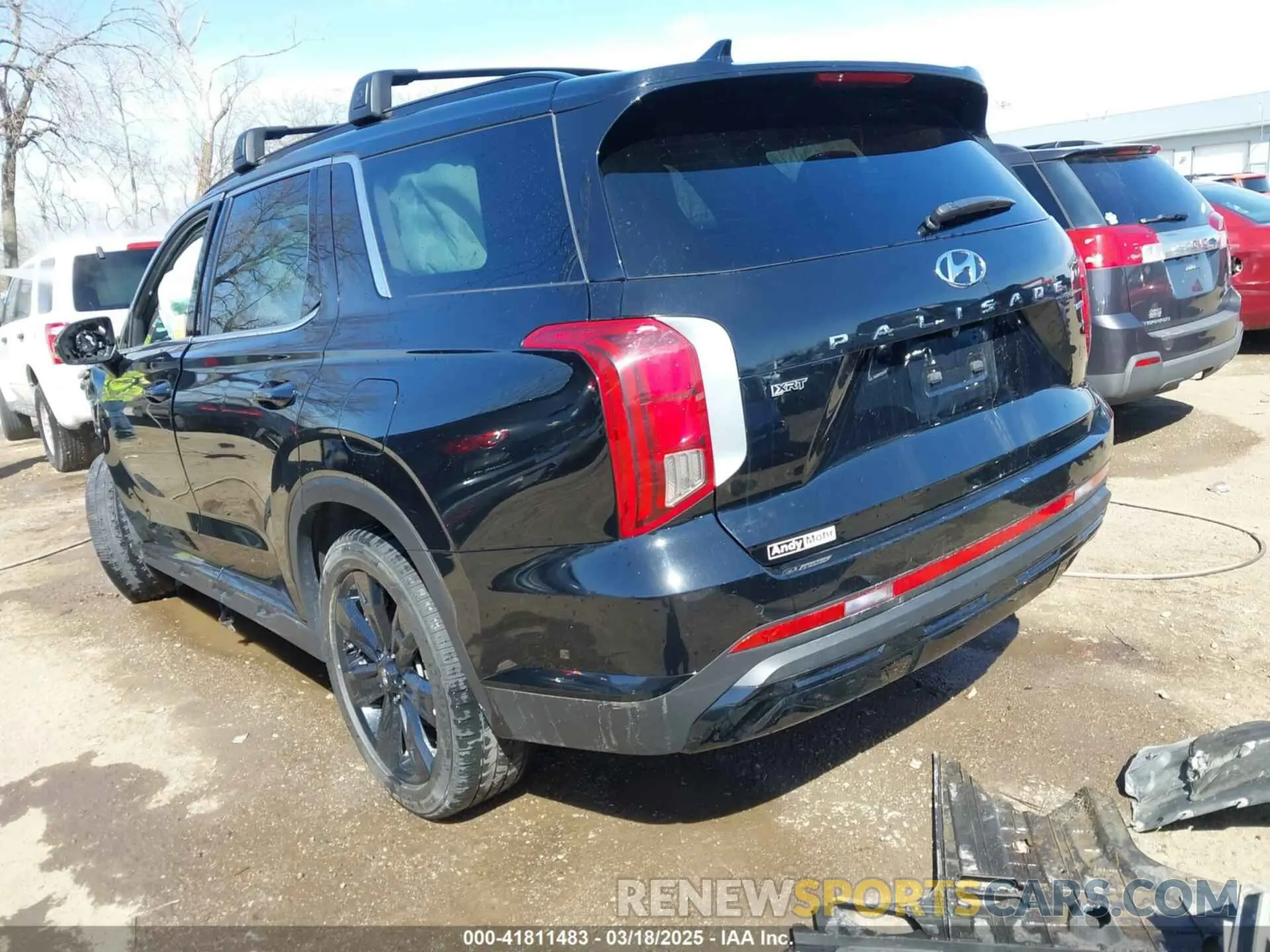 3 Photograph of a damaged car KM8R3DGE3PU499396 HYUNDAI PALISADE 2023