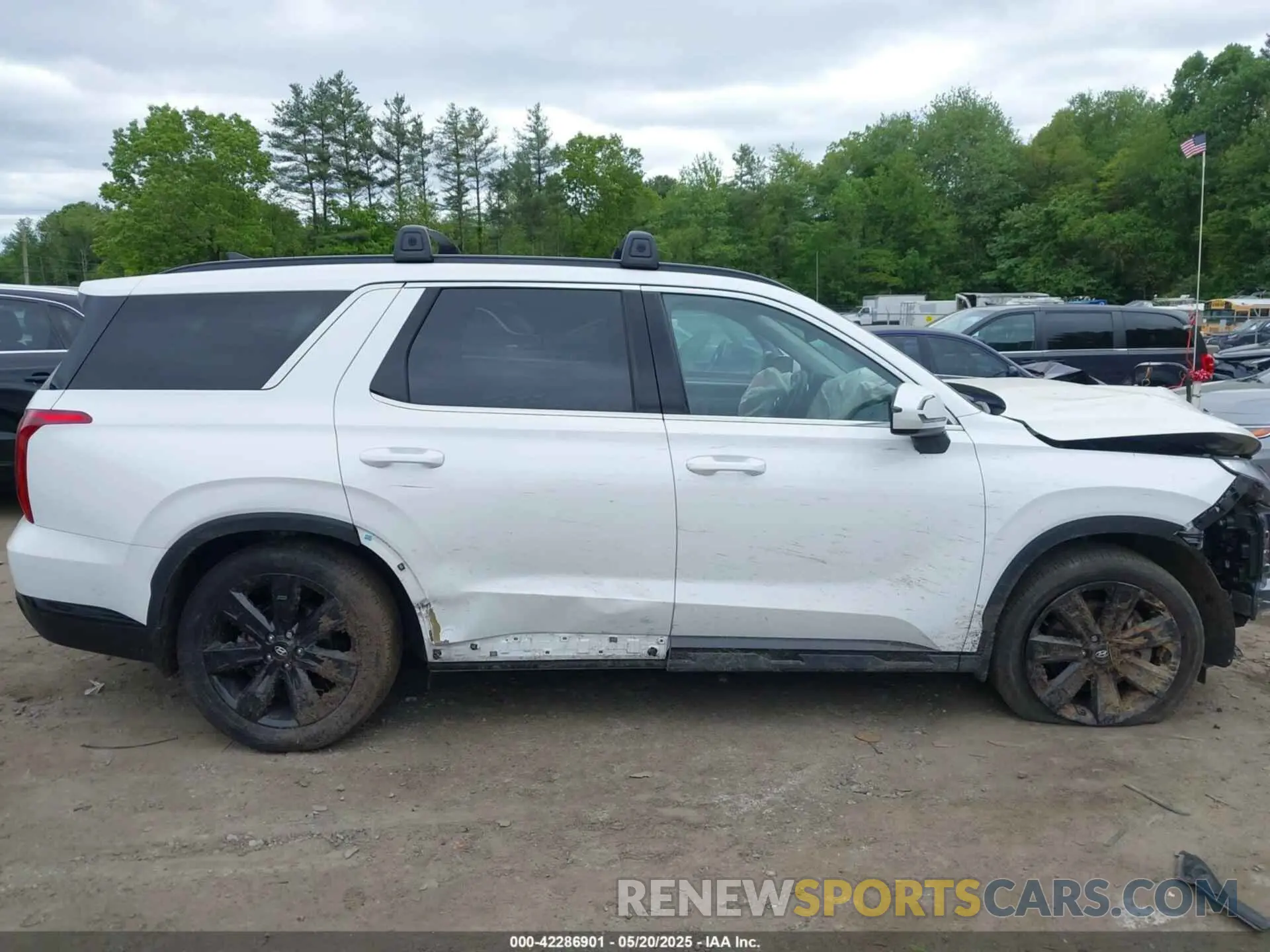 13 Photograph of a damaged car KM8R3DGE4PU576258 HYUNDAI PALISADE 2023