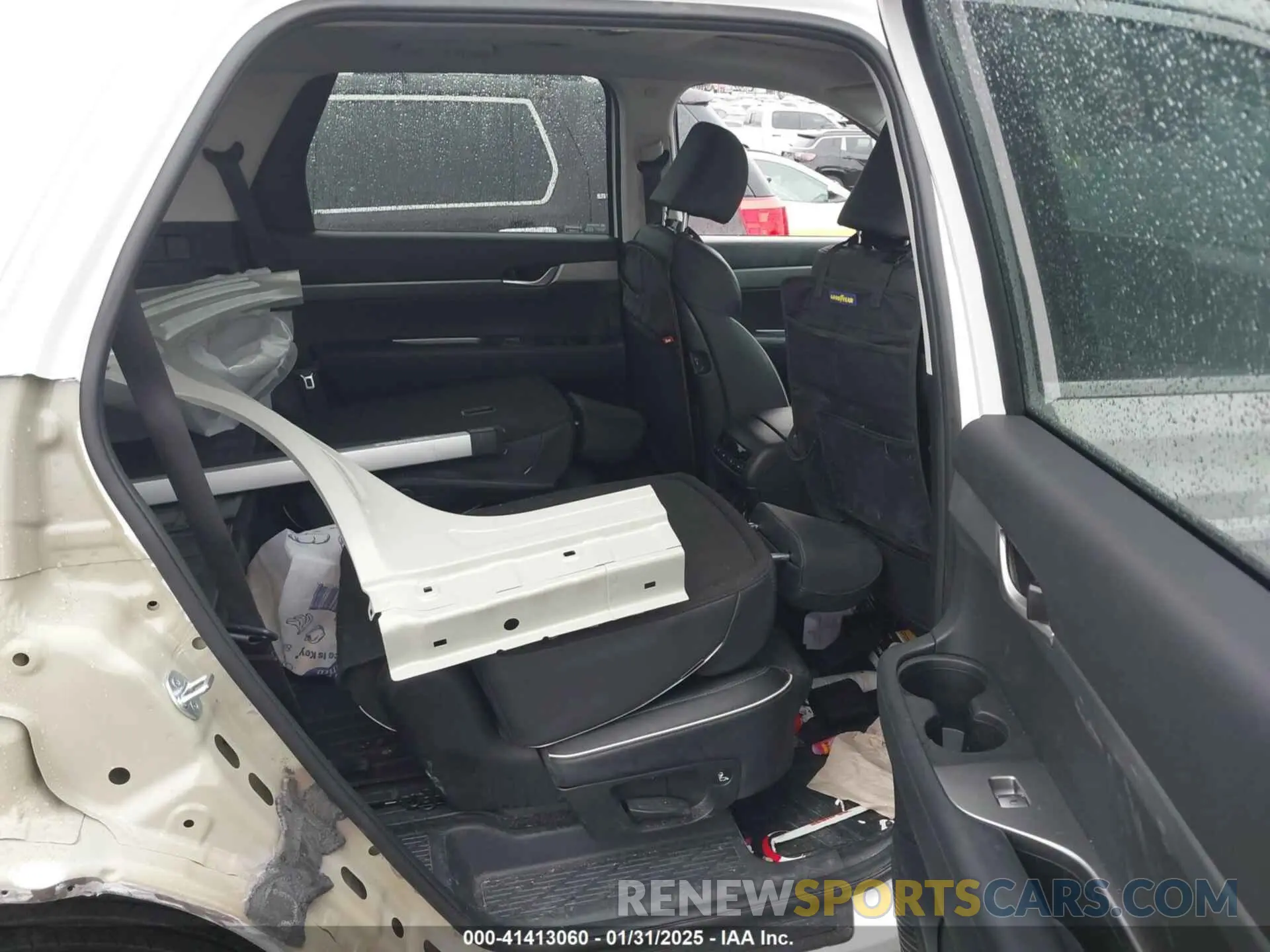 8 Photograph of a damaged car KM8R3DGE5PU602396 HYUNDAI PALISADE 2023