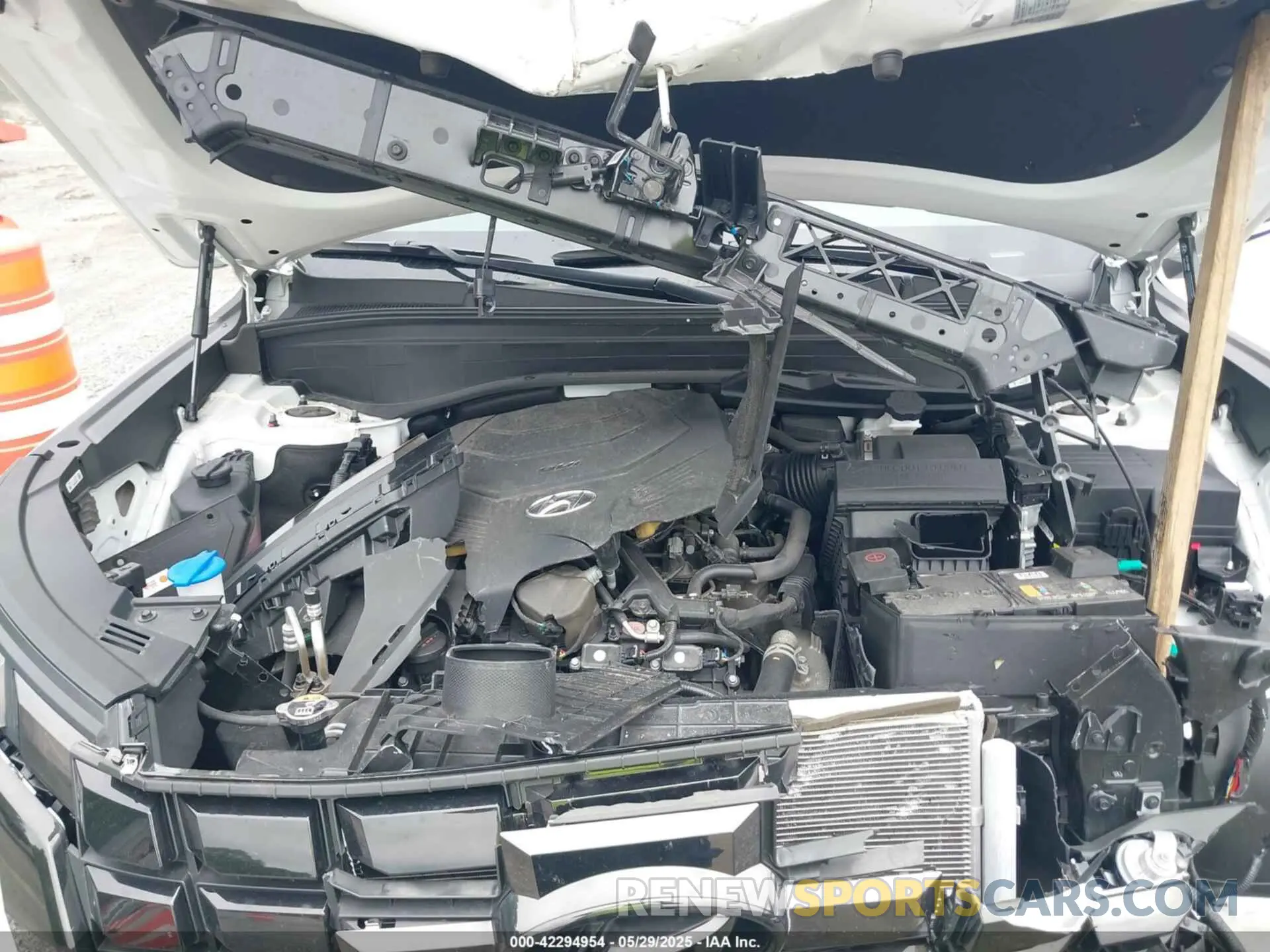 10 Photograph of a damaged car KM8R3DGE8PU533011 HYUNDAI PALISADE 2023