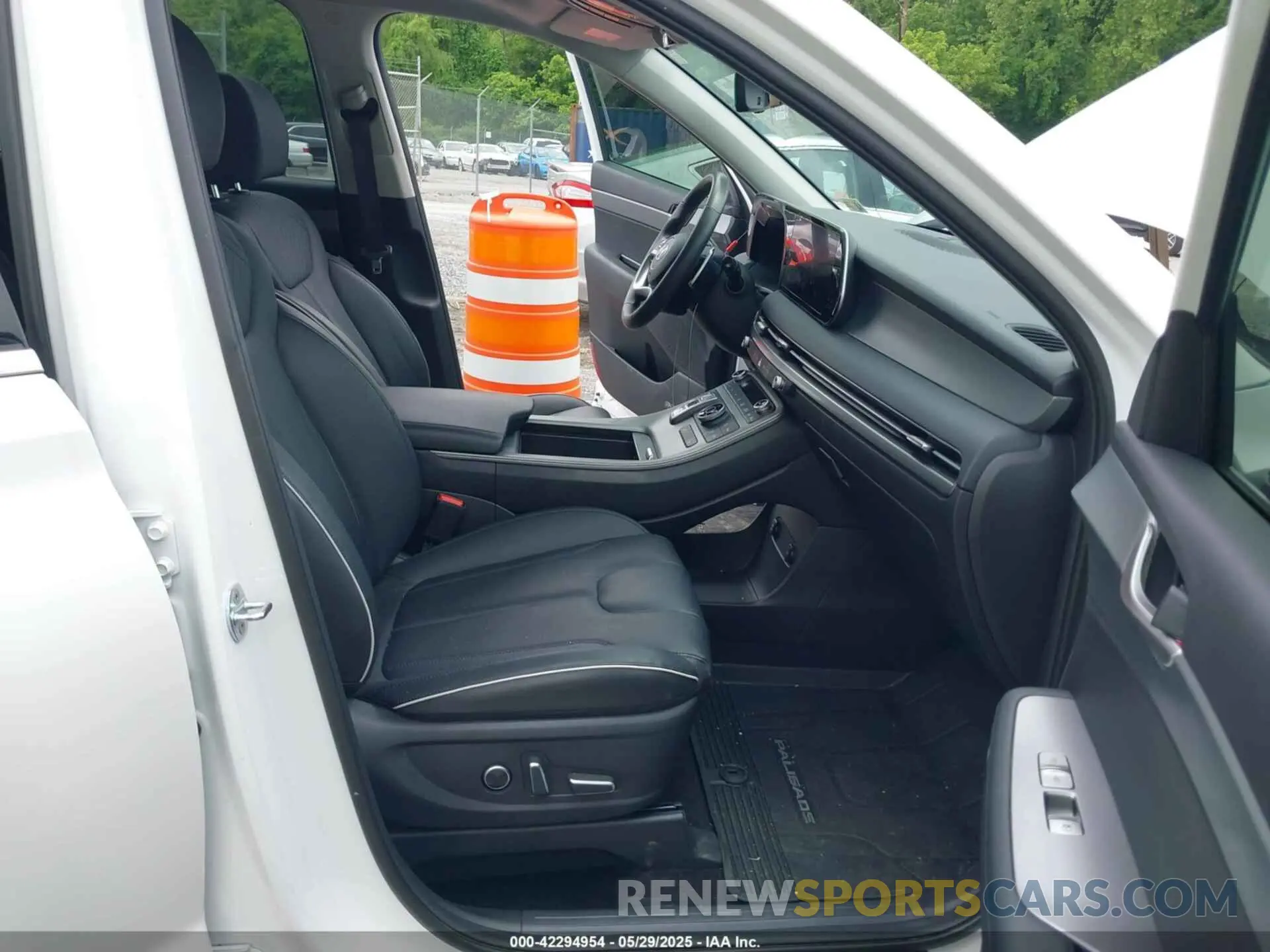 5 Photograph of a damaged car KM8R3DGE8PU533011 HYUNDAI PALISADE 2023