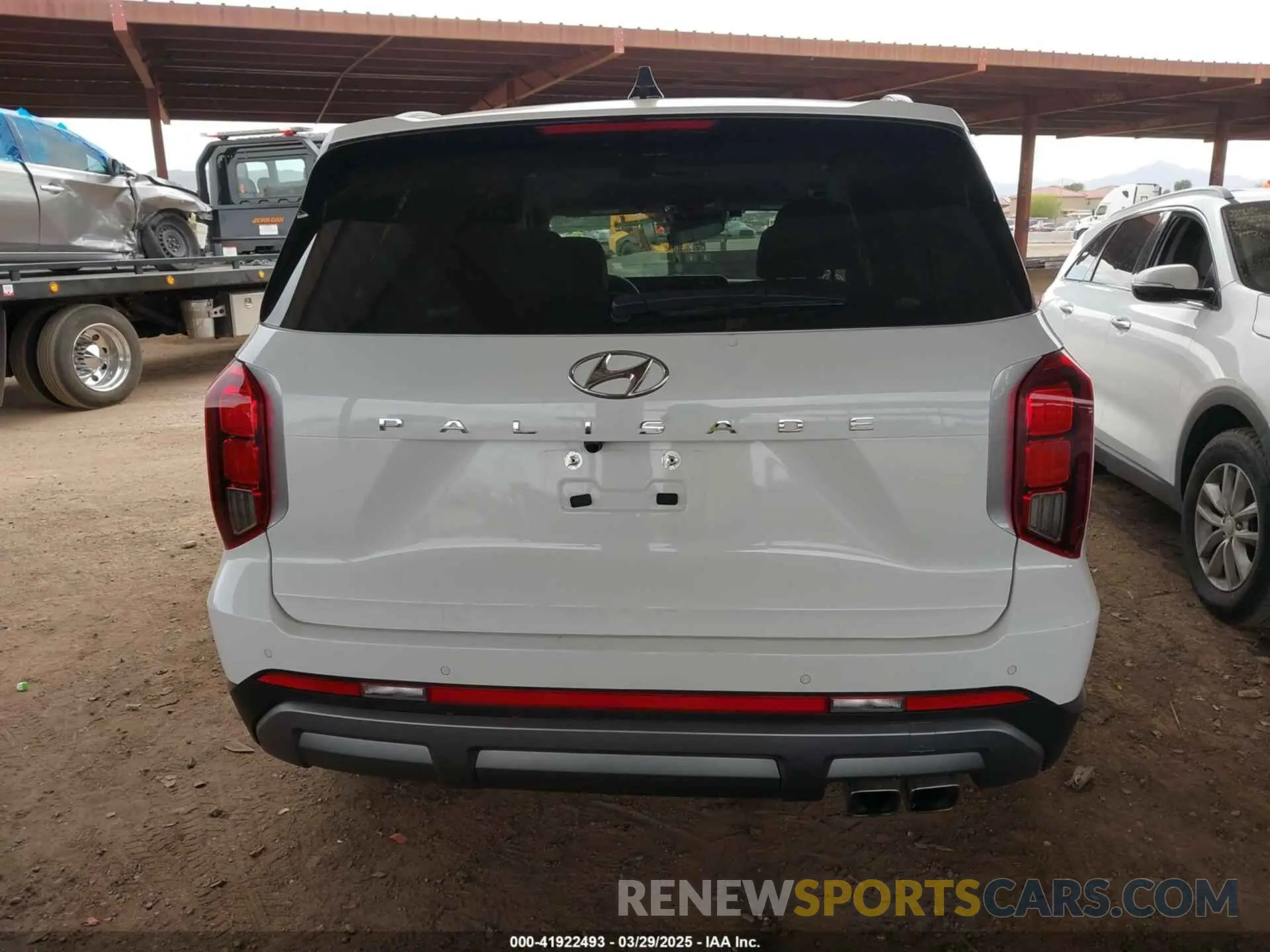 15 Photograph of a damaged car KM8R44GEXPU625427 HYUNDAI PALISADE 2023