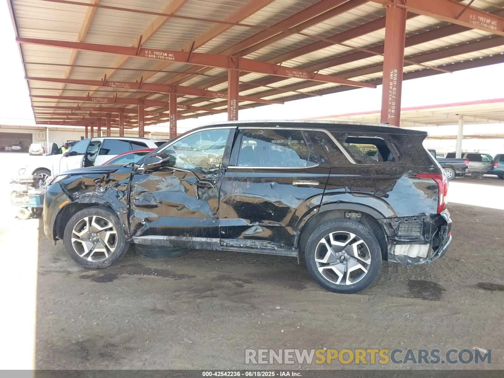 14 Photograph of a damaged car KM8R4DGE5PU495119 HYUNDAI PALISADE 2023