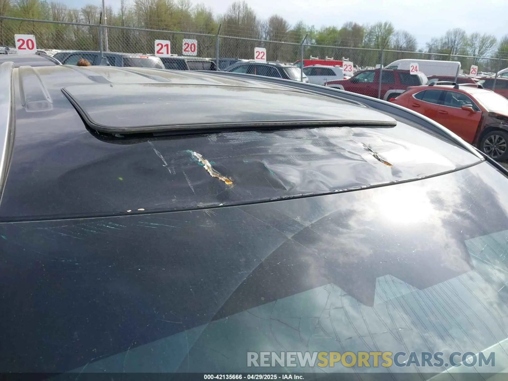 17 Photograph of a damaged car KM8R4DGE5PU570952 HYUNDAI PALISADE 2023