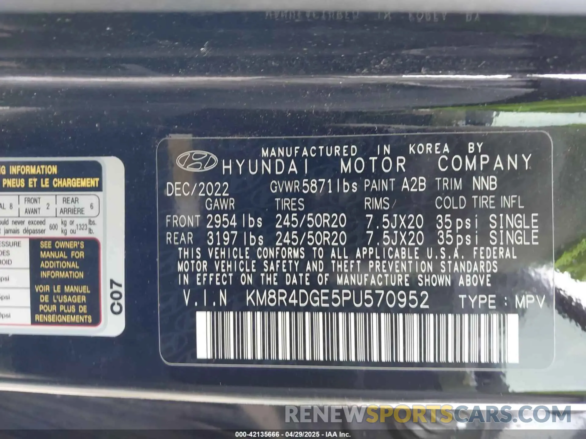 9 Photograph of a damaged car KM8R4DGE5PU570952 HYUNDAI PALISADE 2023