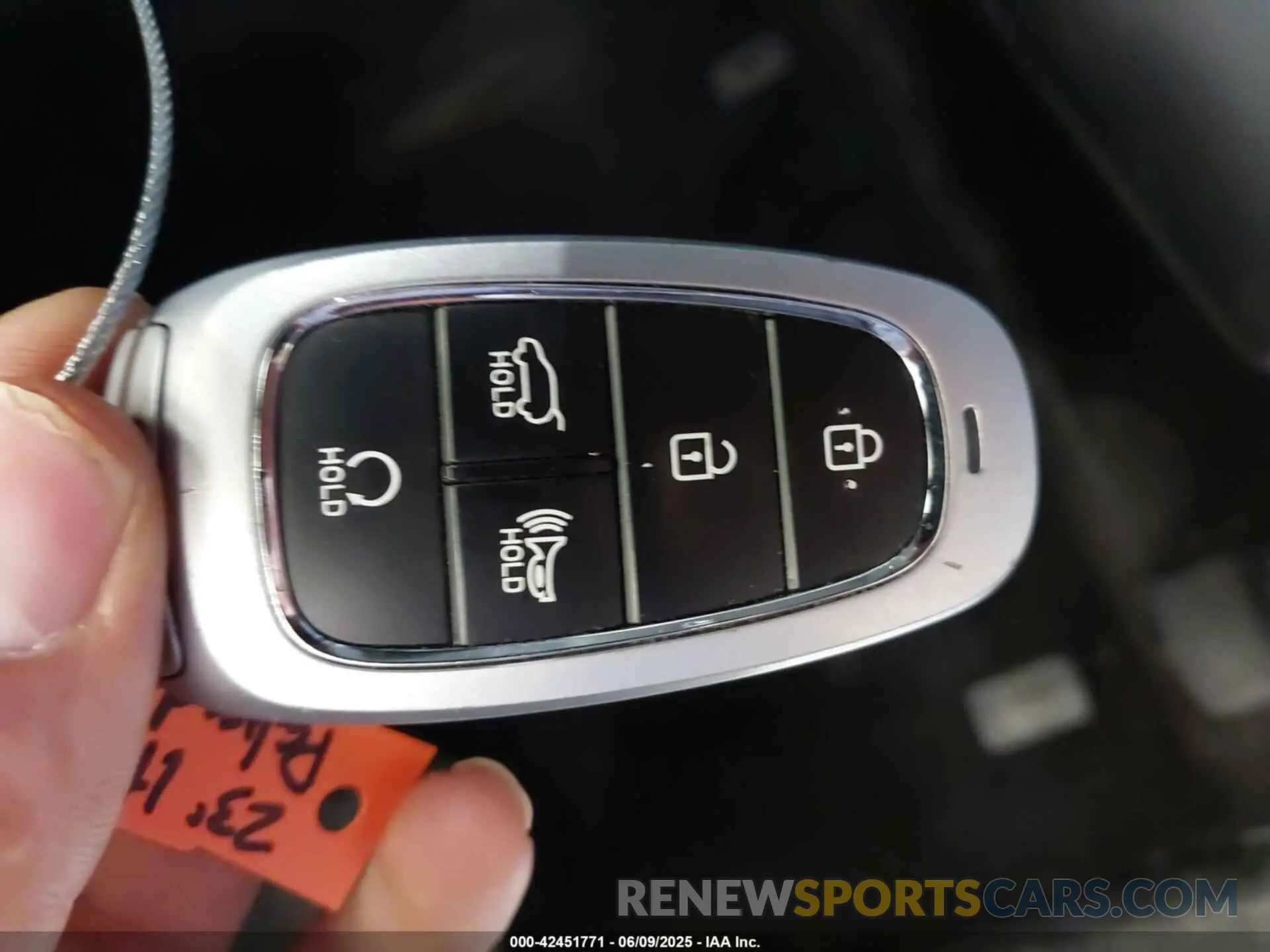 11 Photograph of a damaged car KM8R4DGE7PU574761 HYUNDAI PALISADE 2023
