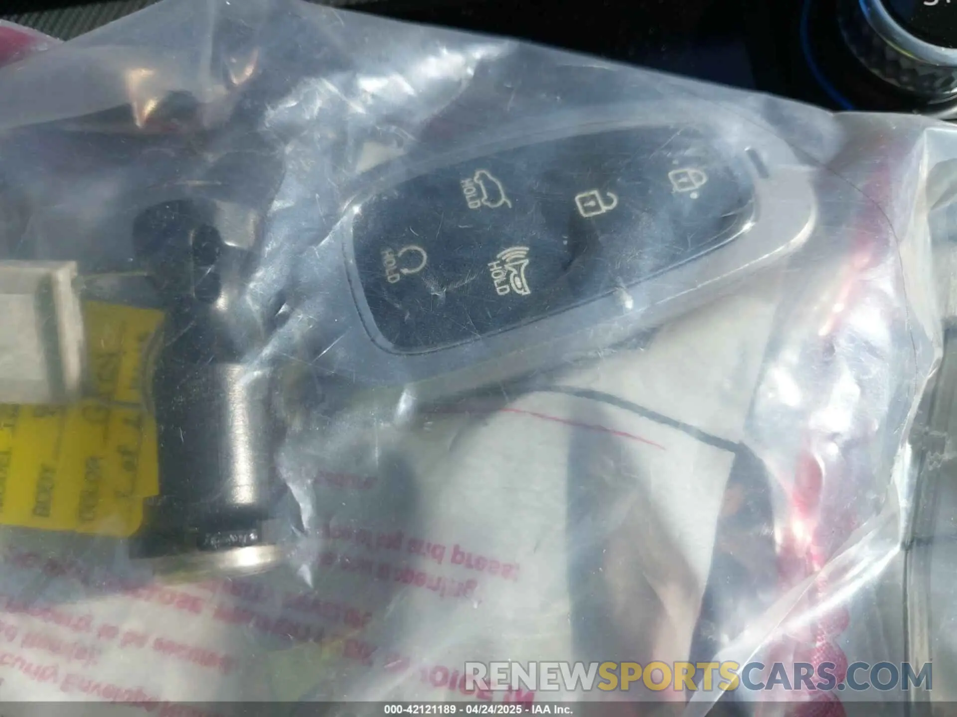 11 Photograph of a damaged car KM8R4DGE8PU564059 HYUNDAI PALISADE 2023