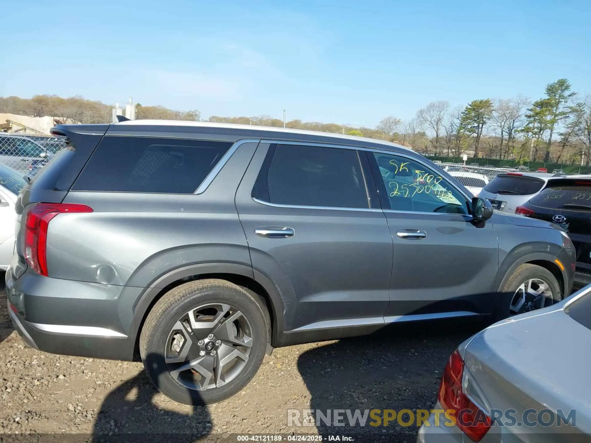 13 Photograph of a damaged car KM8R4DGE8PU564059 HYUNDAI PALISADE 2023