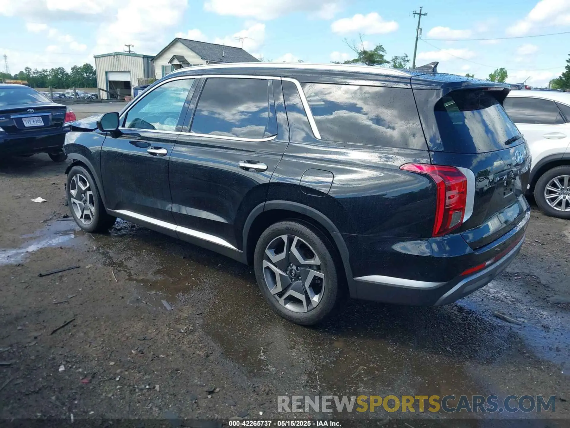 3 Photograph of a damaged car KM8R4DGEXPU625217 HYUNDAI PALISADE 2023