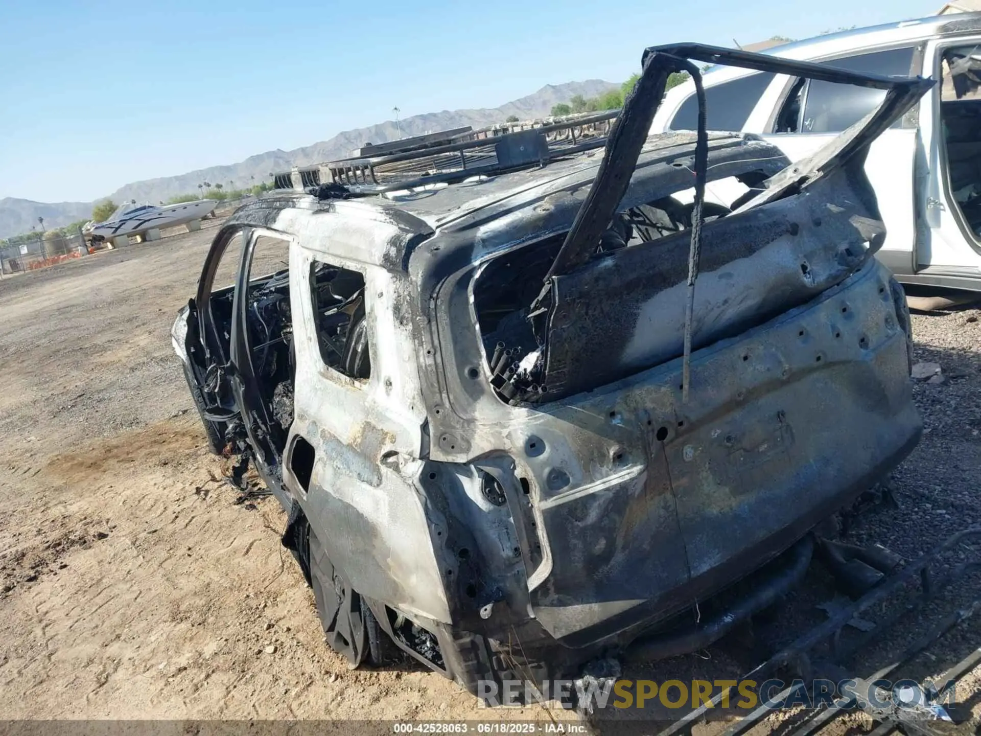 3 Photograph of a damaged car KM8R54GEXPU507133 HYUNDAI PALISADE 2023