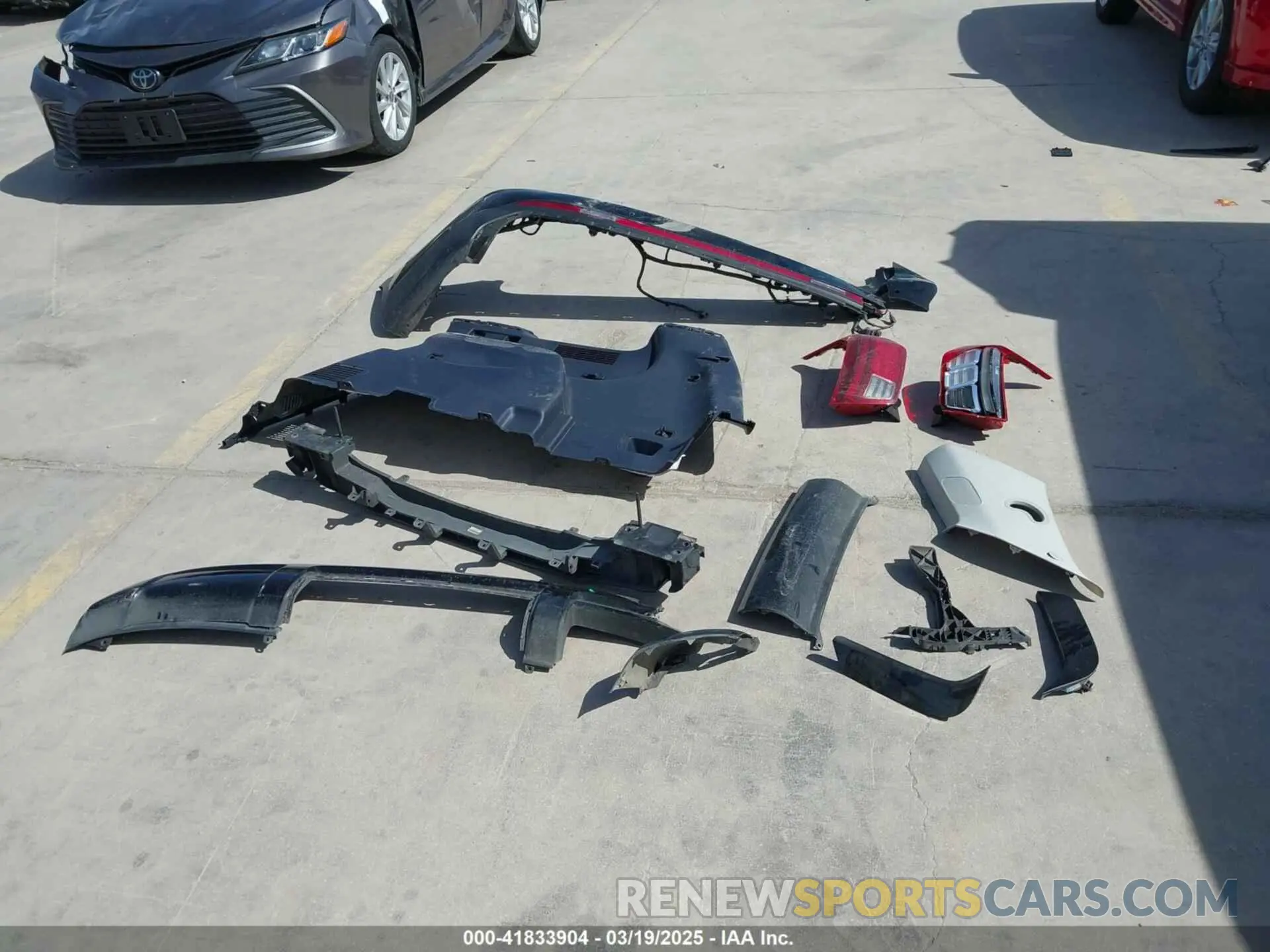 12 Photograph of a damaged car KM8R54GEXPU525177 HYUNDAI PALISADE 2023