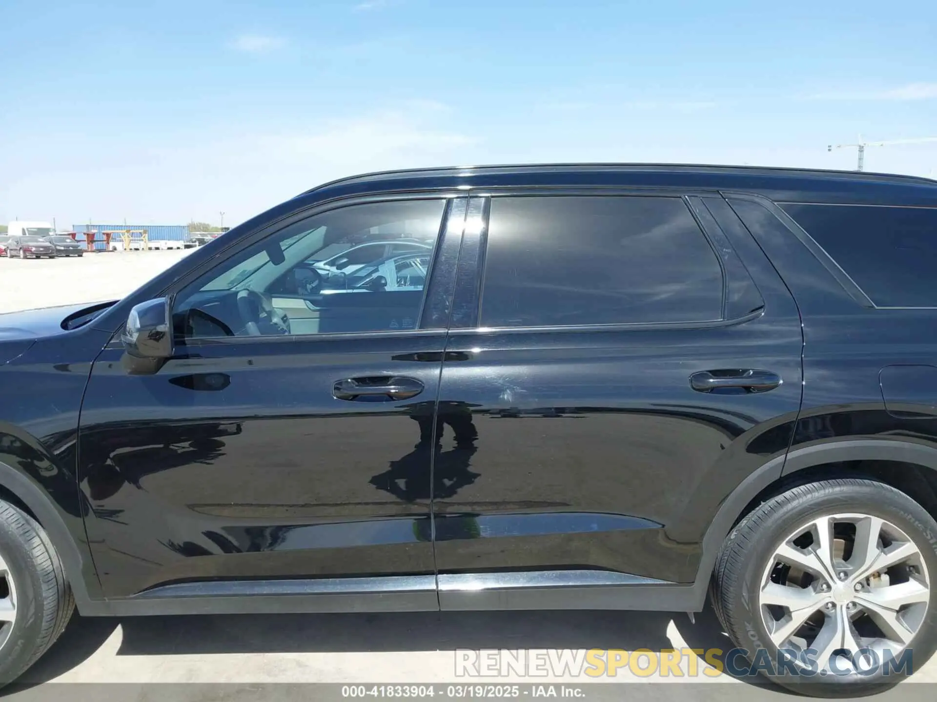 15 Photograph of a damaged car KM8R54GEXPU525177 HYUNDAI PALISADE 2023