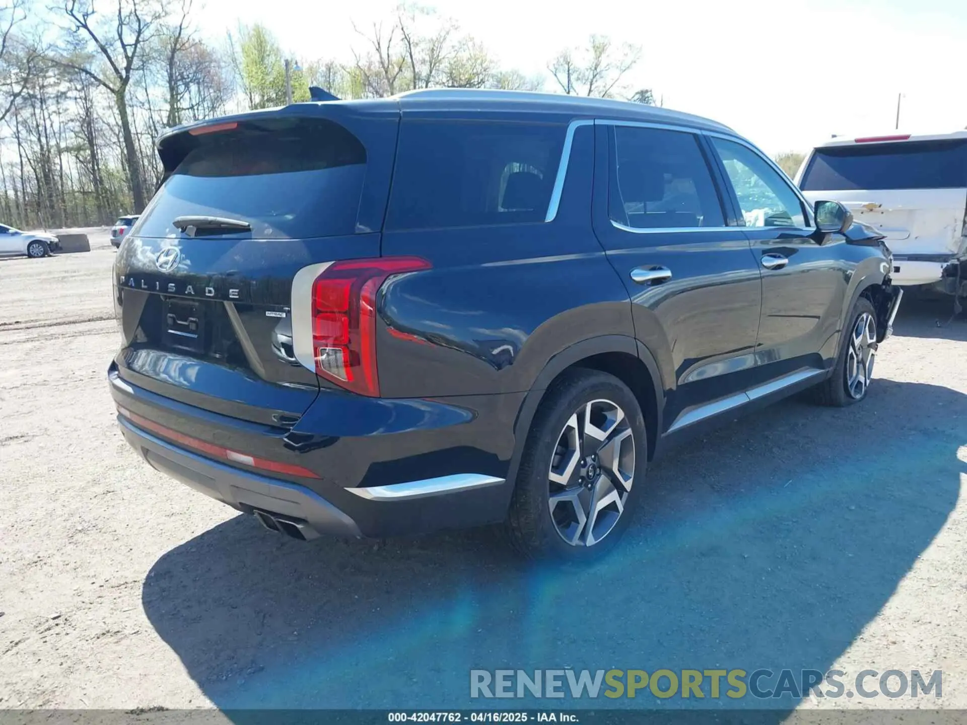 4 Photograph of a damaged car KM8R5DGE0PU536527 HYUNDAI PALISADE 2023