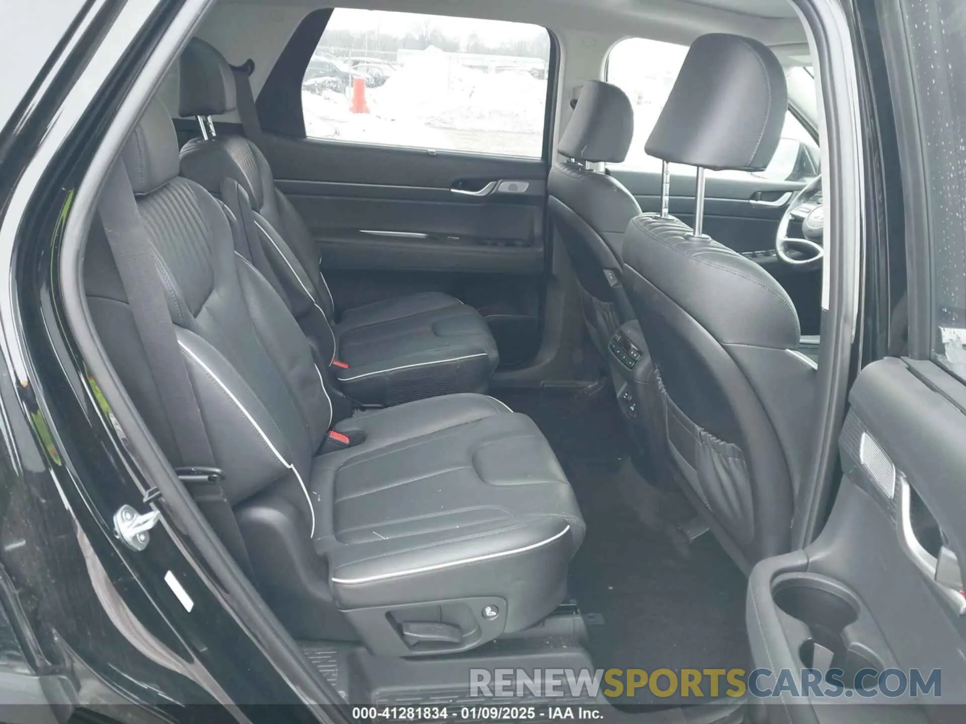 8 Photograph of a damaged car KM8R5DGE3PU565438 HYUNDAI PALISADE 2023