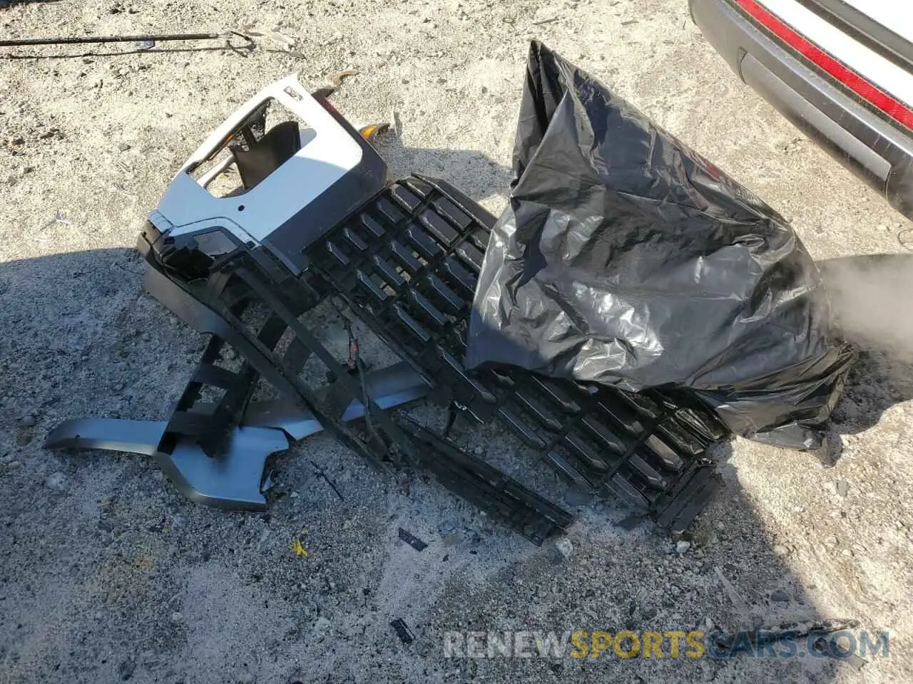 13 Photograph of a damaged car KM8R5DGE6PU598904 HYUNDAI PALISADE 2023
