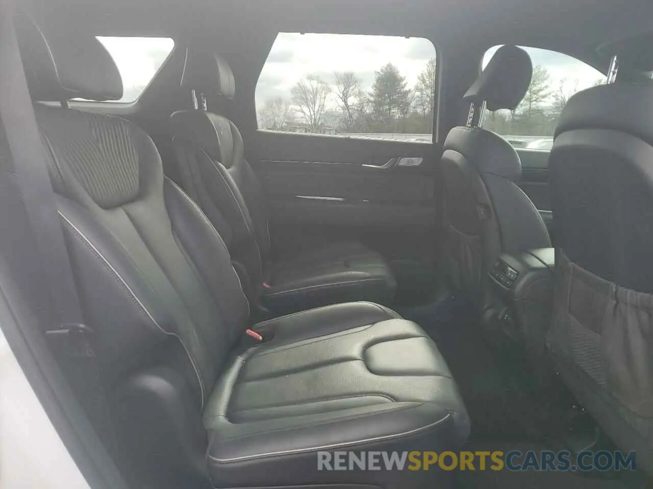11 Photograph of a damaged car KM8R5DGE7PU533771 HYUNDAI PALISADE 2023