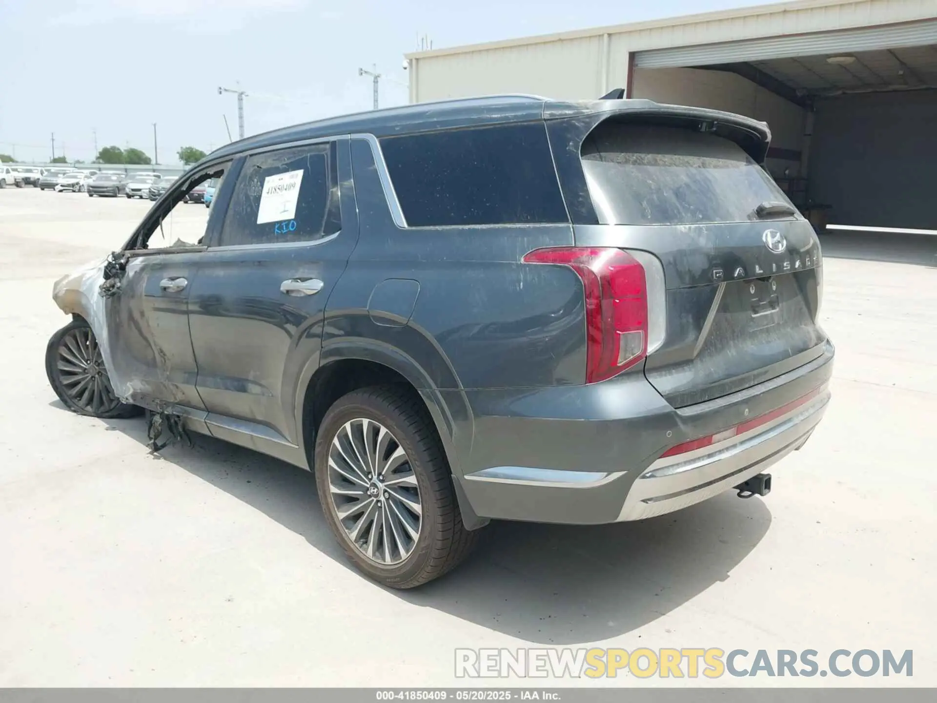 3 Photograph of a damaged car KM8R74GE2PU561200 HYUNDAI PALISADE 2023