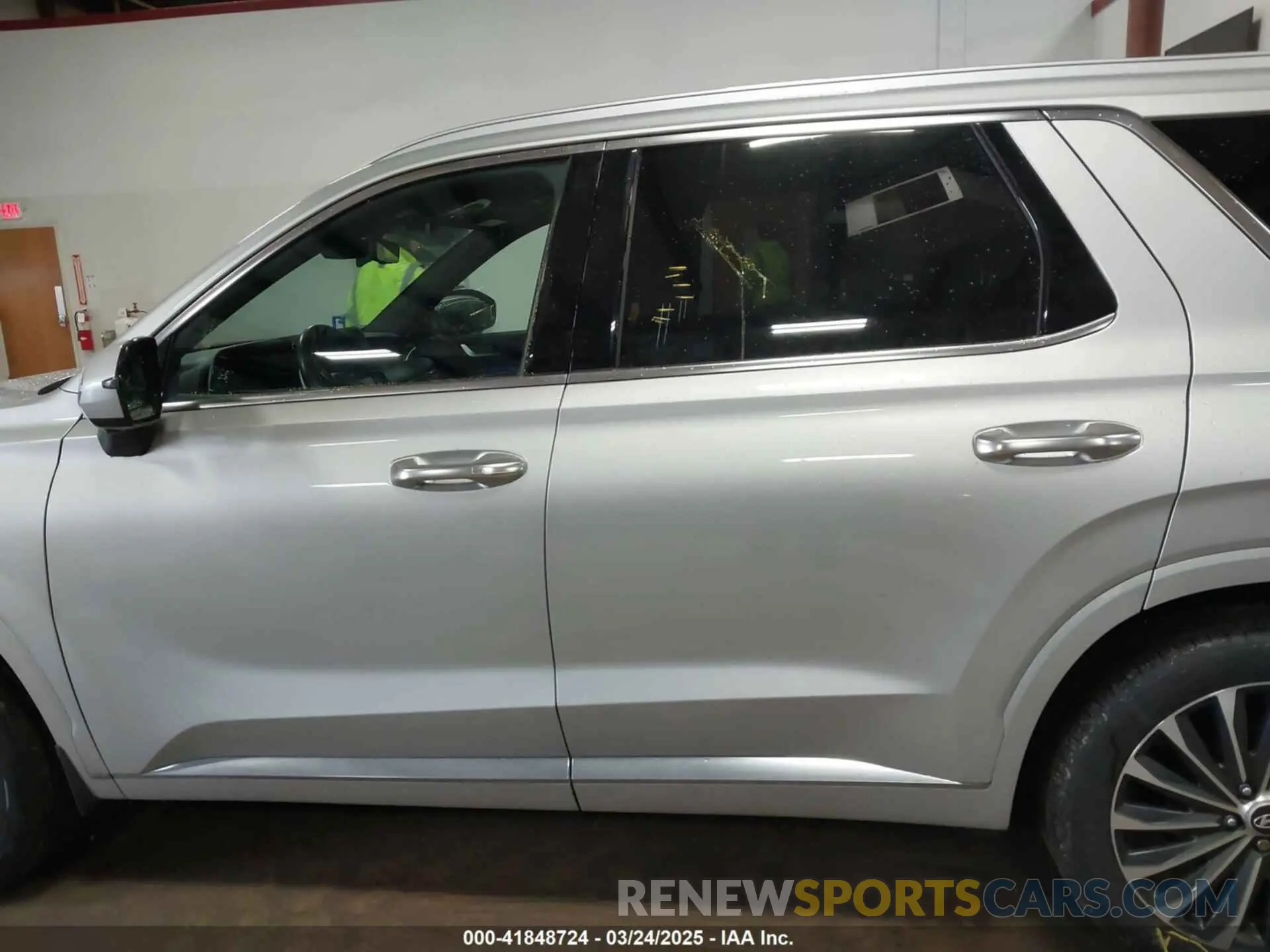 14 Photograph of a damaged car KM8R74GE3PU542574 HYUNDAI PALISADE 2023