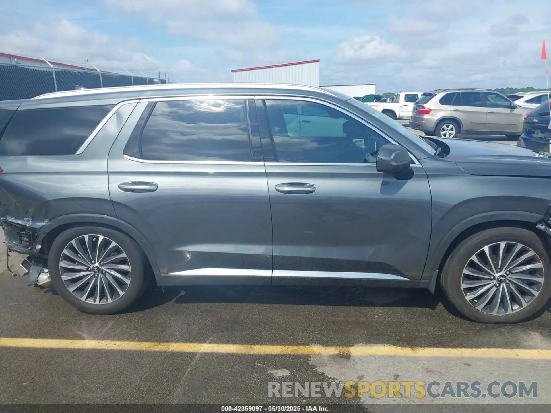 13 Photograph of a damaged car KM8R74GE3PU625518 HYUNDAI PALISADE 2023