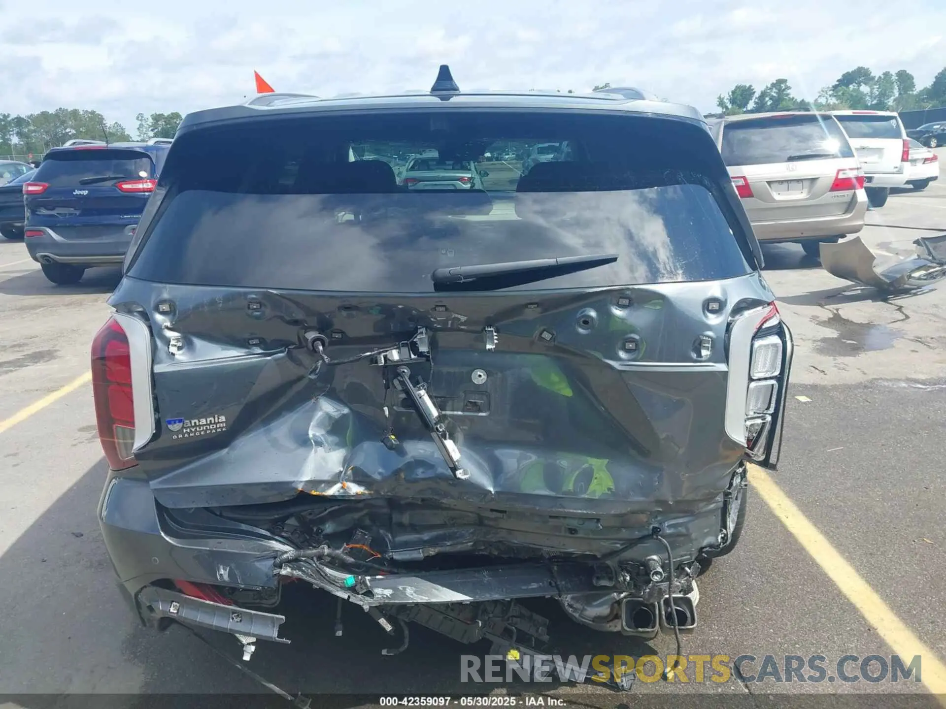 16 Photograph of a damaged car KM8R74GE3PU625518 HYUNDAI PALISADE 2023