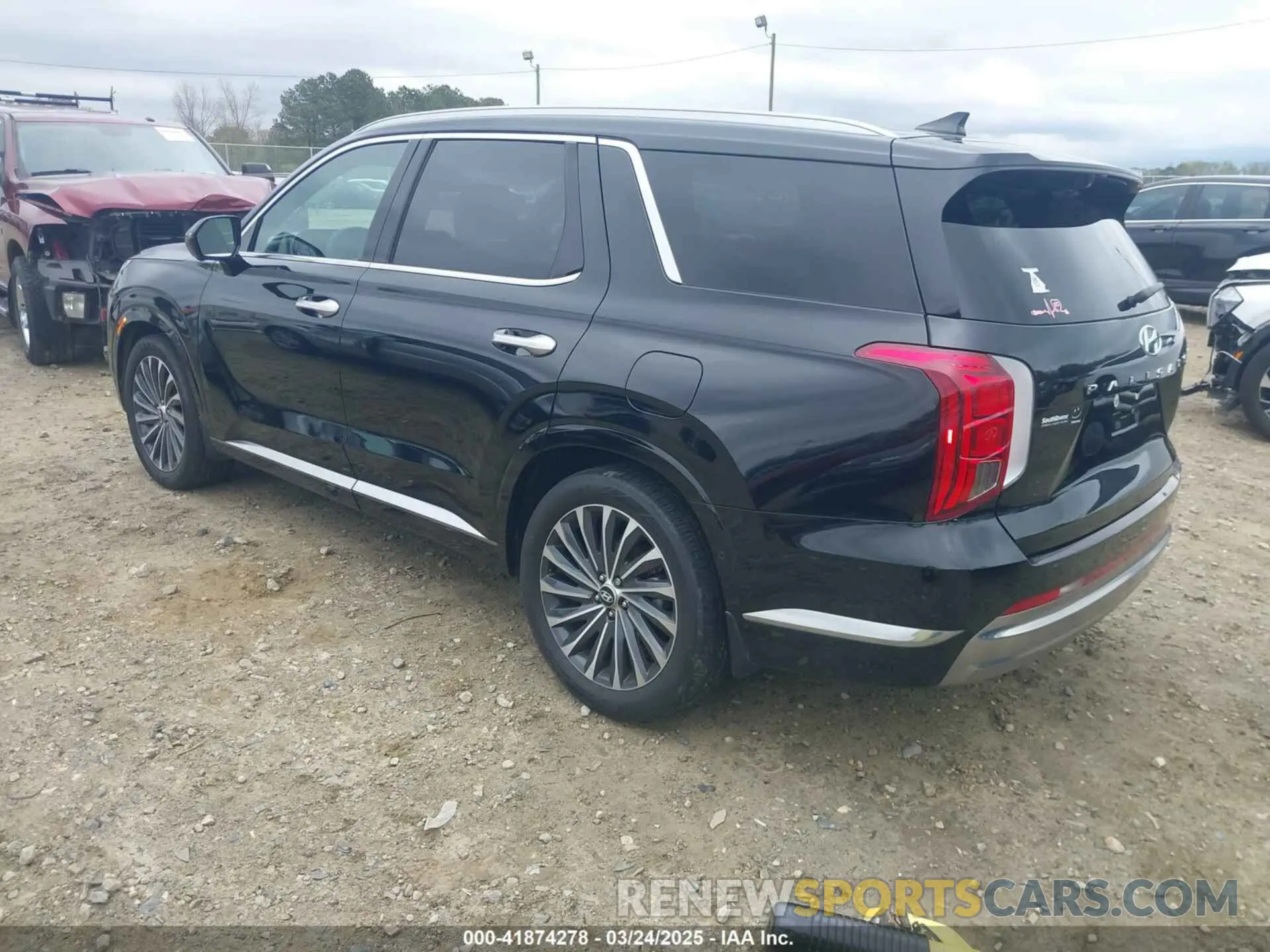 3 Photograph of a damaged car KM8R74GE4PU514833 HYUNDAI PALISADE 2023