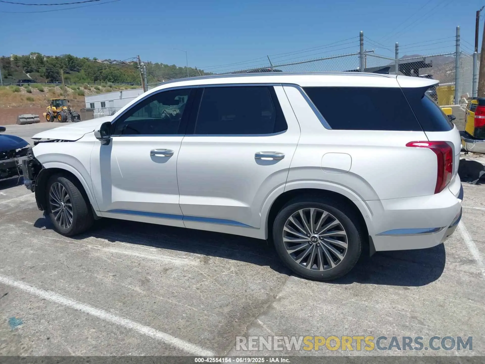13 Photograph of a damaged car KM8R74GE4PU593825 HYUNDAI PALISADE 2023