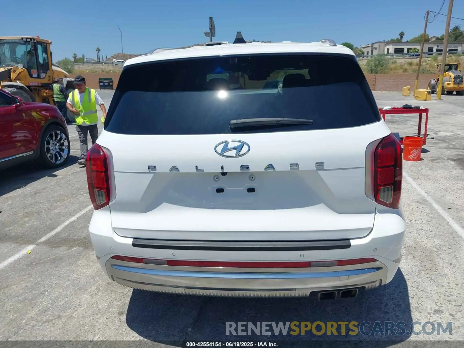 15 Photograph of a damaged car KM8R74GE4PU593825 HYUNDAI PALISADE 2023