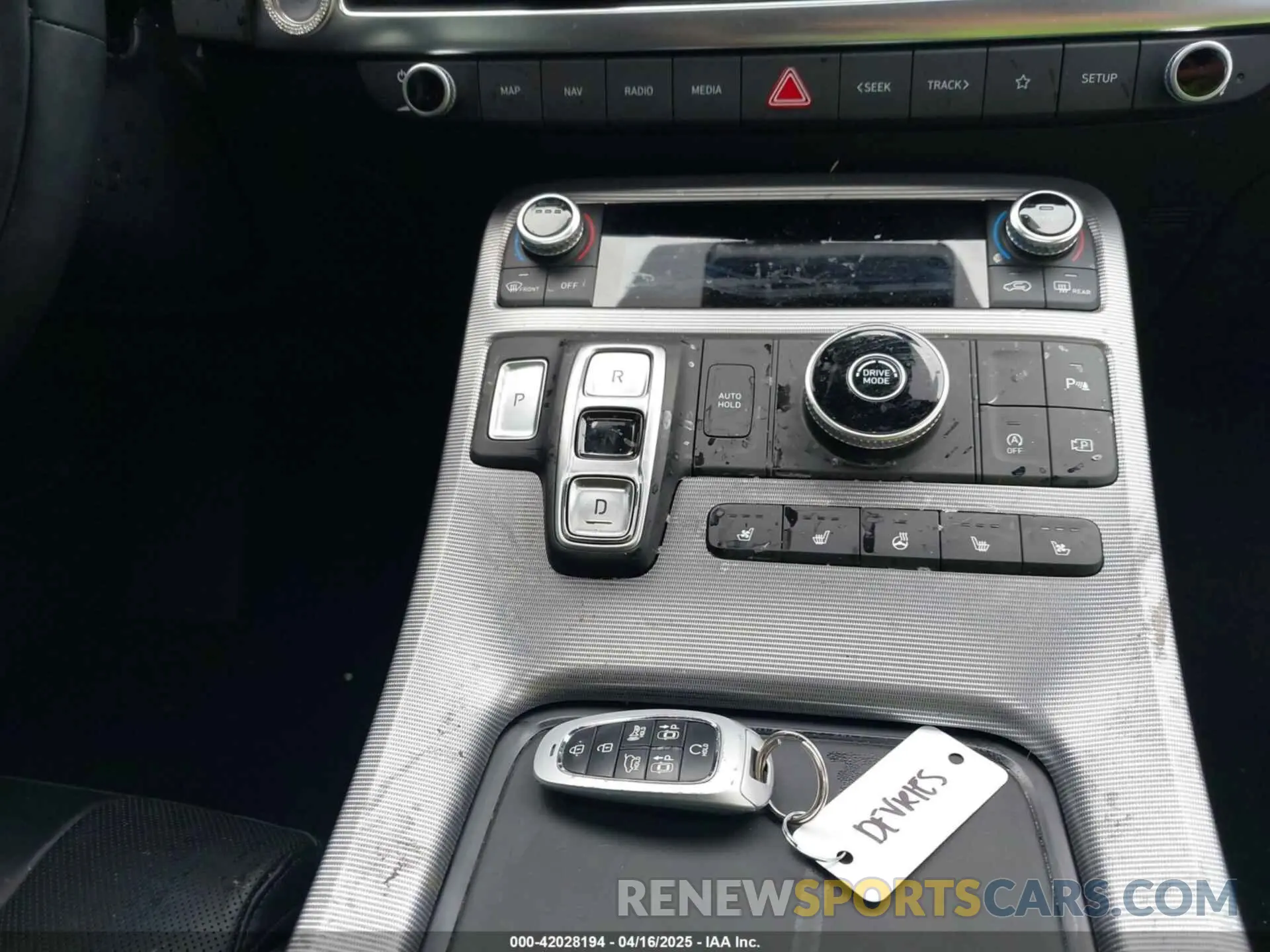 11 Photograph of a damaged car KM8R74GEXPU516330 HYUNDAI PALISADE 2023