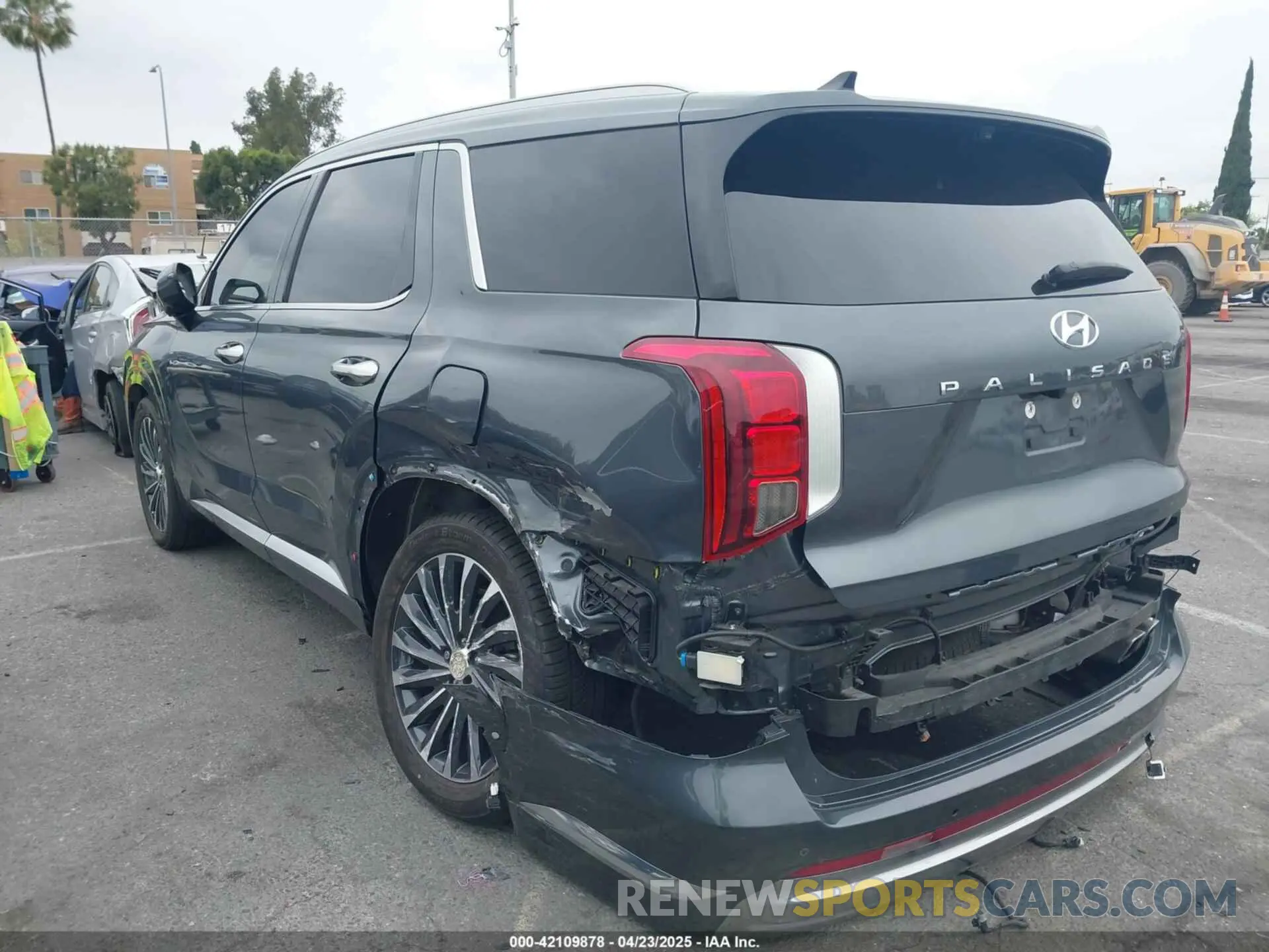 3 Photograph of a damaged car KM8R74GEXPU531152 HYUNDAI PALISADE 2023