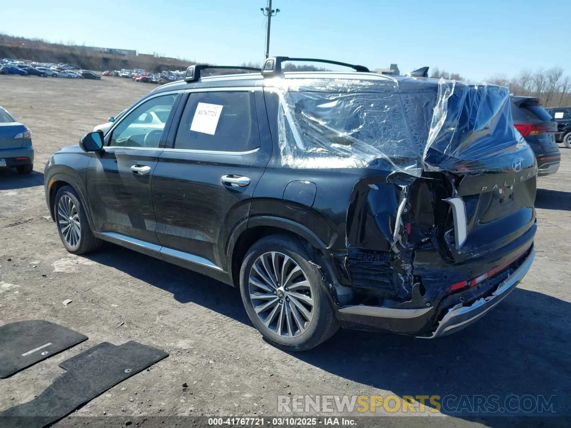 3 Photograph of a damaged car KM8R7DGE0PU582482 HYUNDAI PALISADE 2023