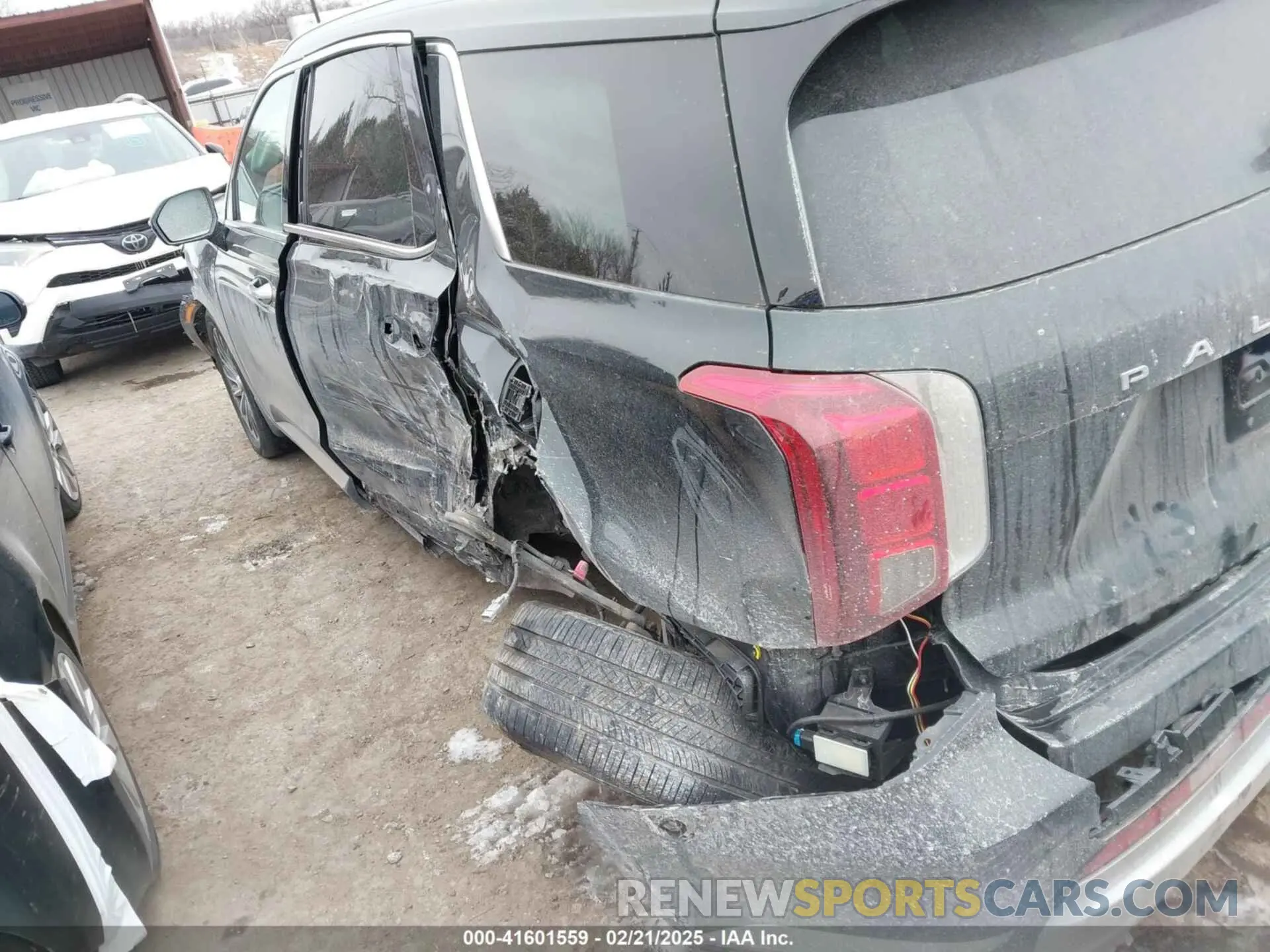 6 Photograph of a damaged car KM8R7DGE0PU640381 HYUNDAI PALISADE 2023