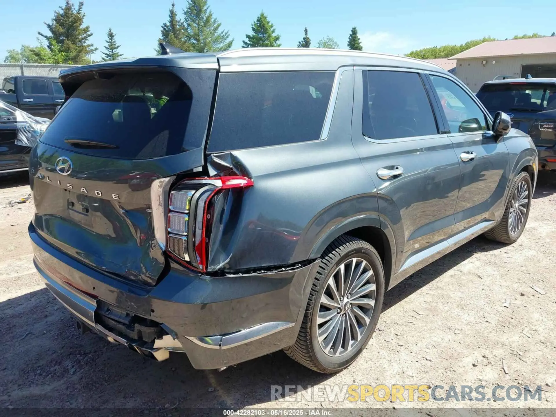 4 Photograph of a damaged car KM8R7DGE1PU502462 HYUNDAI PALISADE 2023