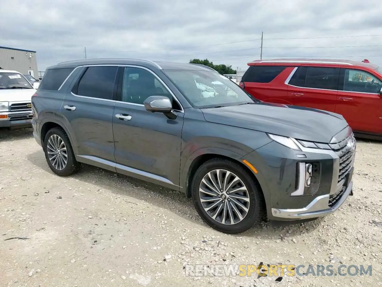 4 Photograph of a damaged car KM8R7DGE3PU579169 HYUNDAI PALISADE 2023