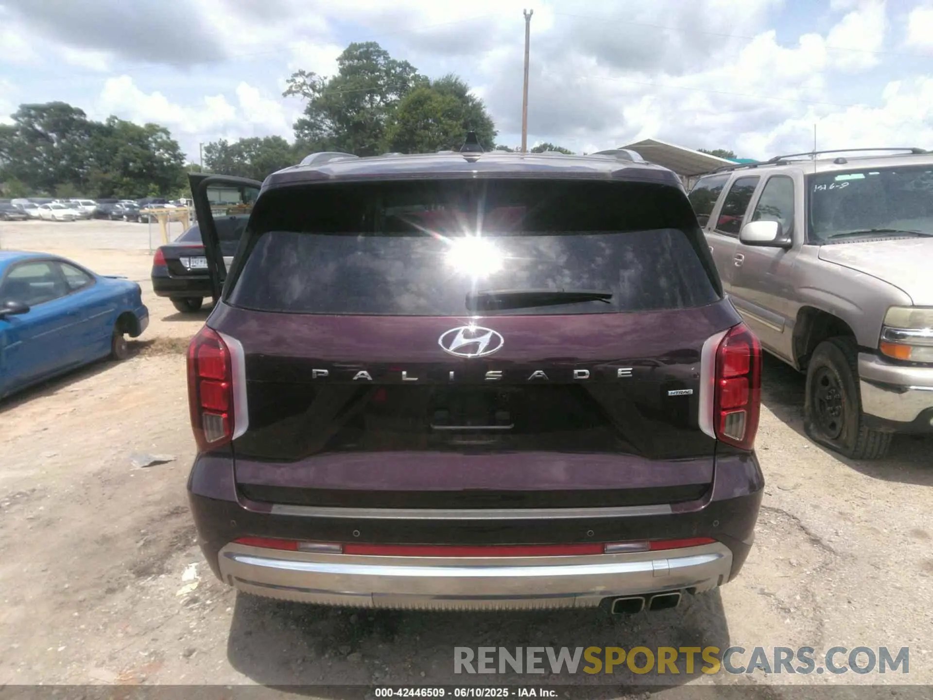 16 Photograph of a damaged car KM8R7DGE4PU600384 HYUNDAI PALISADE 2023