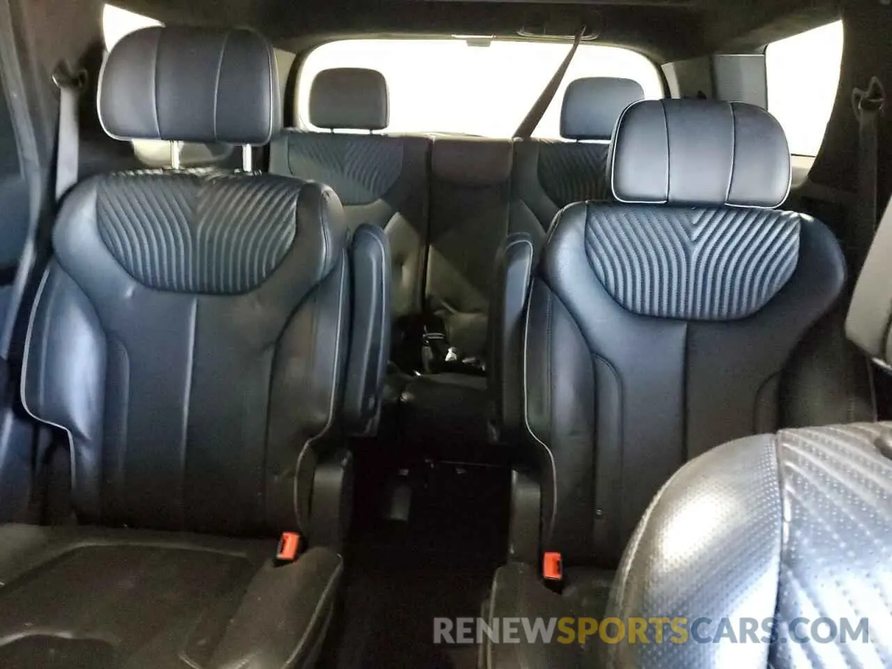 10 Photograph of a damaged car KM8R7DGE5PU551065 HYUNDAI PALISADE 2023