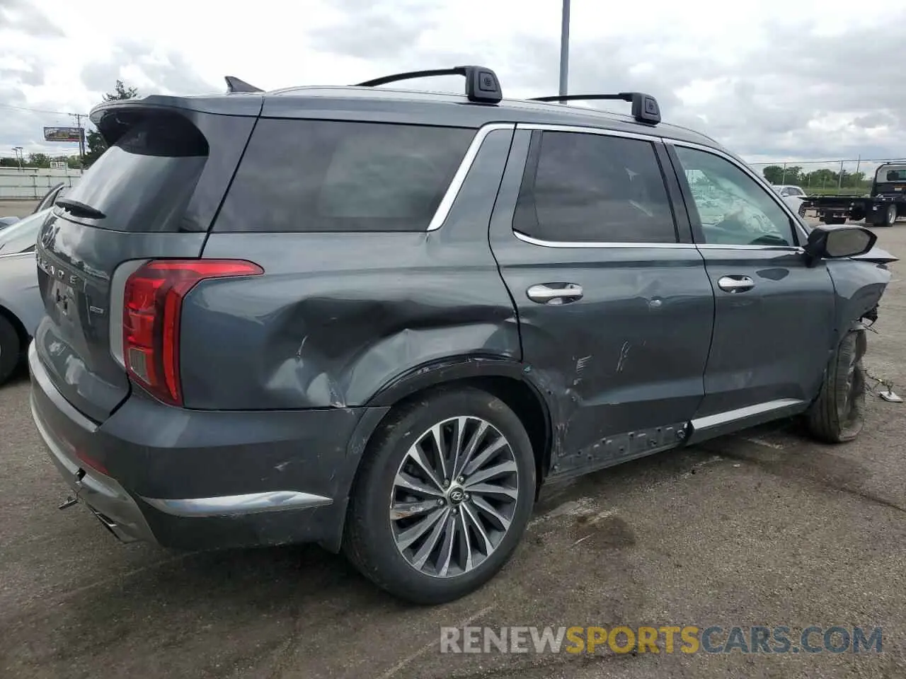 3 Photograph of a damaged car KM8R7DGE6PU558980 HYUNDAI PALISADE 2023