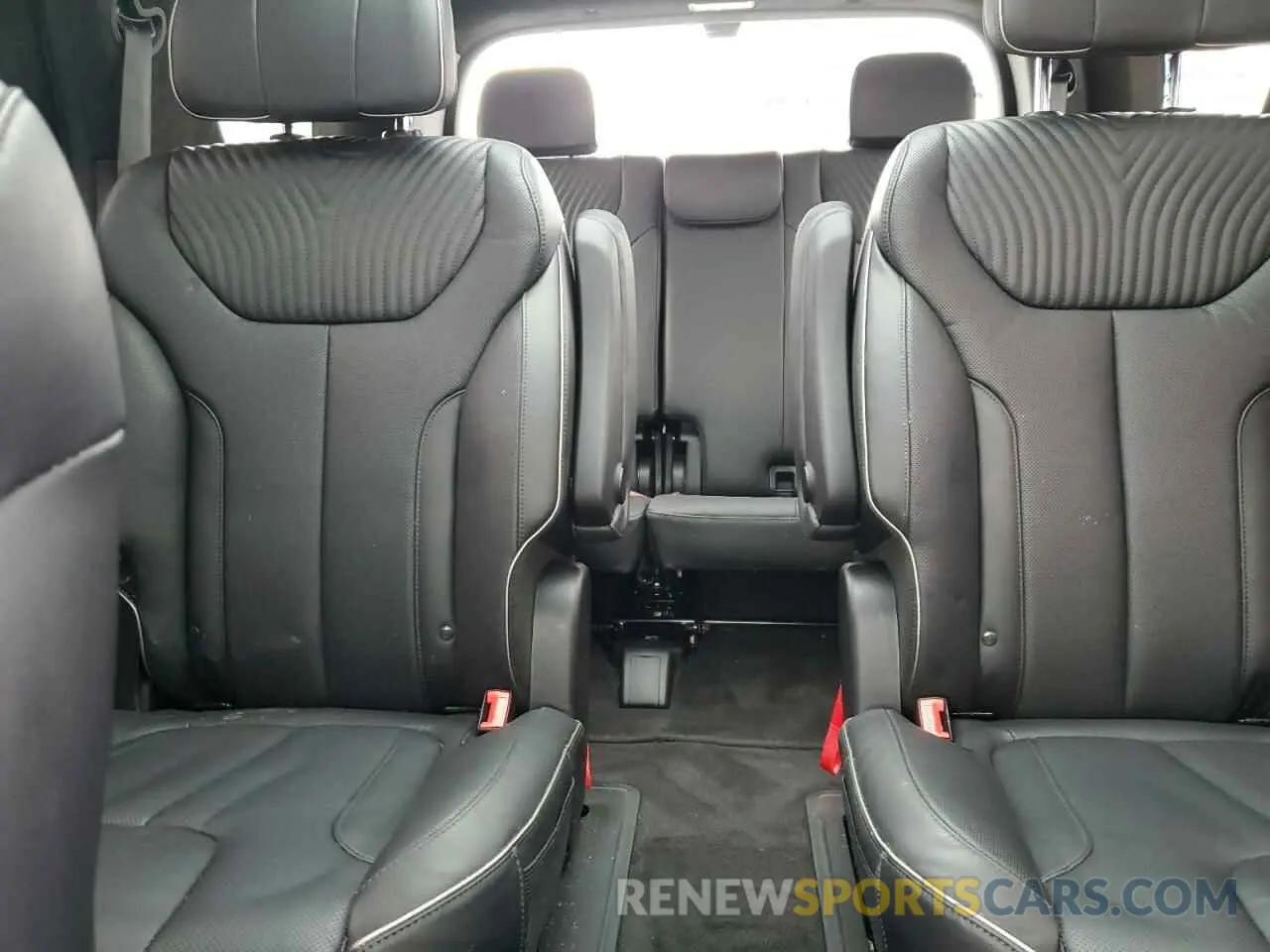 10 Photograph of a damaged car KM8R7DGE7PU515393 HYUNDAI PALISADE 2023
