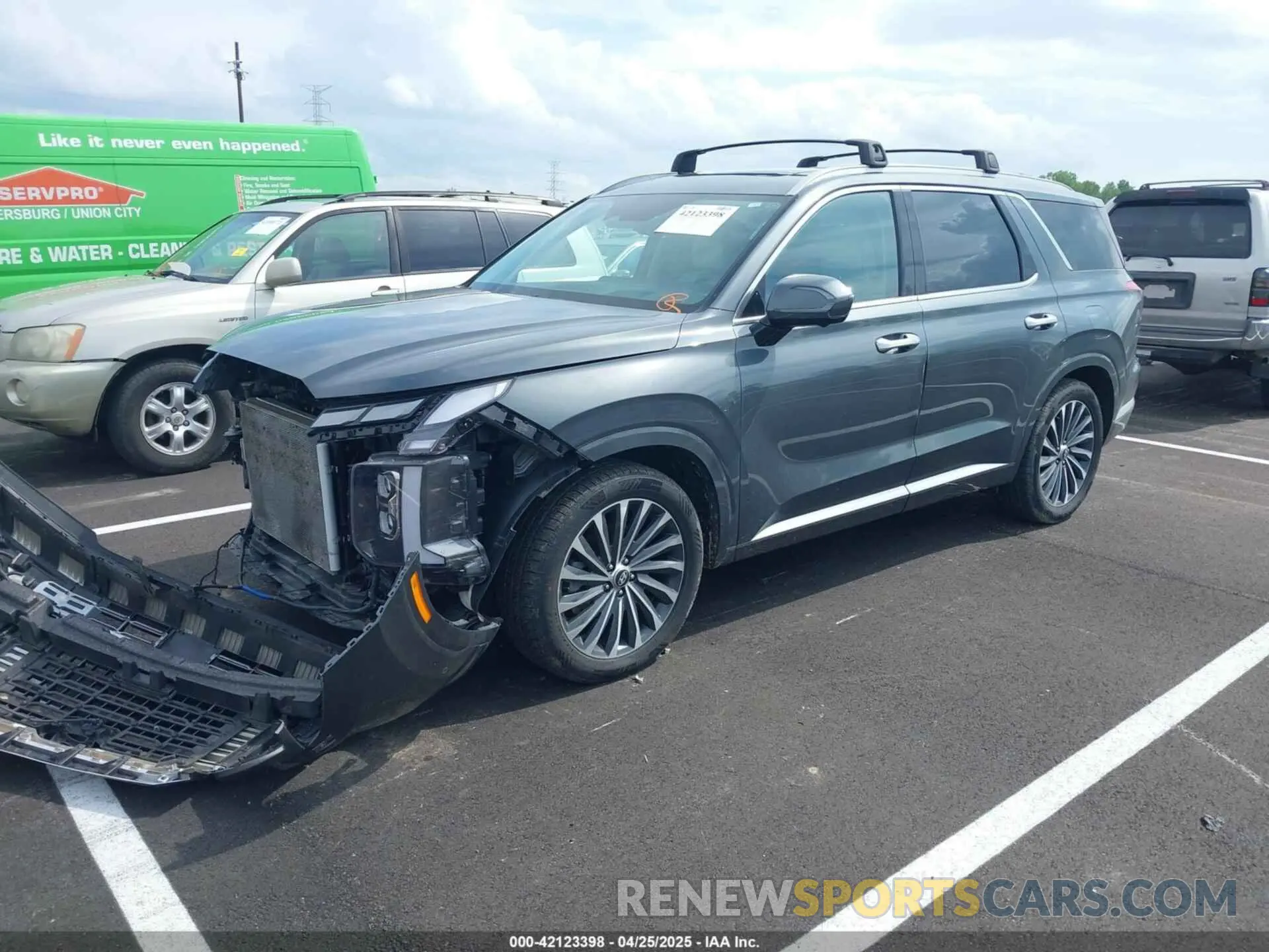 2 Photograph of a damaged car KM8R7DGE8PU558348 HYUNDAI PALISADE 2023