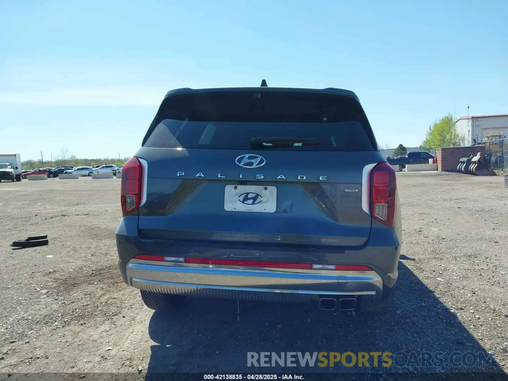17 Photograph of a damaged car KM8R7DGE9PU591567 HYUNDAI PALISADE 2023