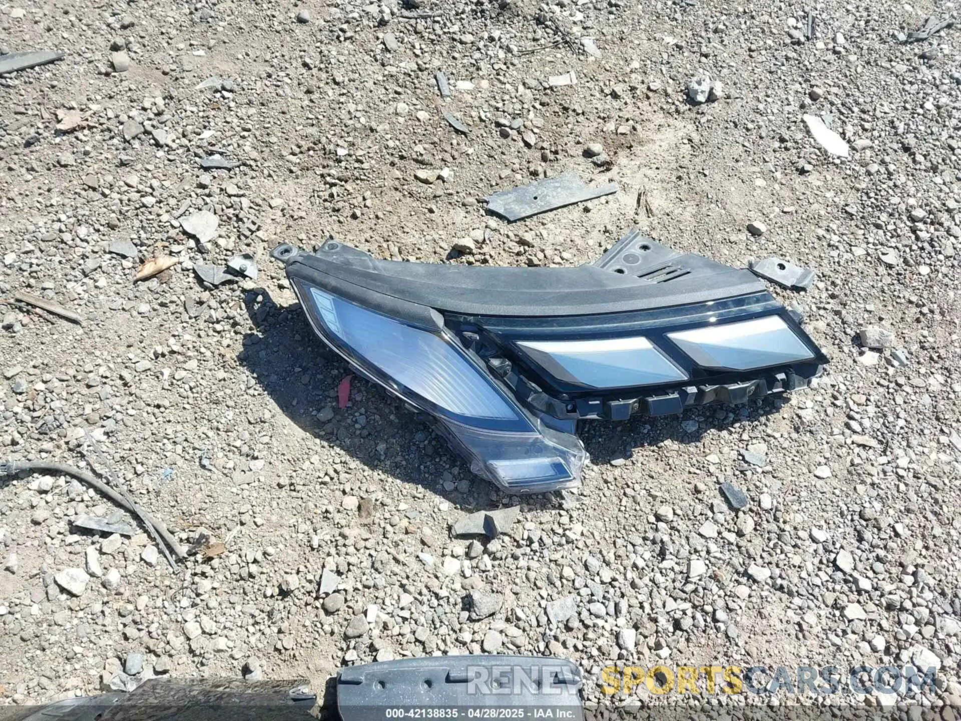 19 Photograph of a damaged car KM8R7DGE9PU591567 HYUNDAI PALISADE 2023
