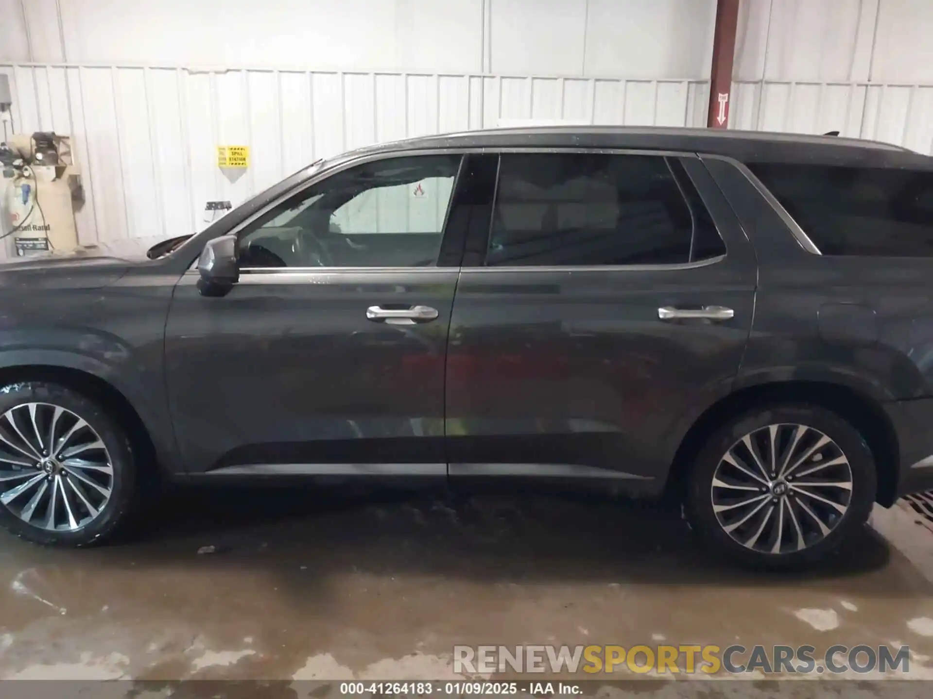 14 Photograph of a damaged car KM8R7DGEXPU530499 HYUNDAI PALISADE 2023