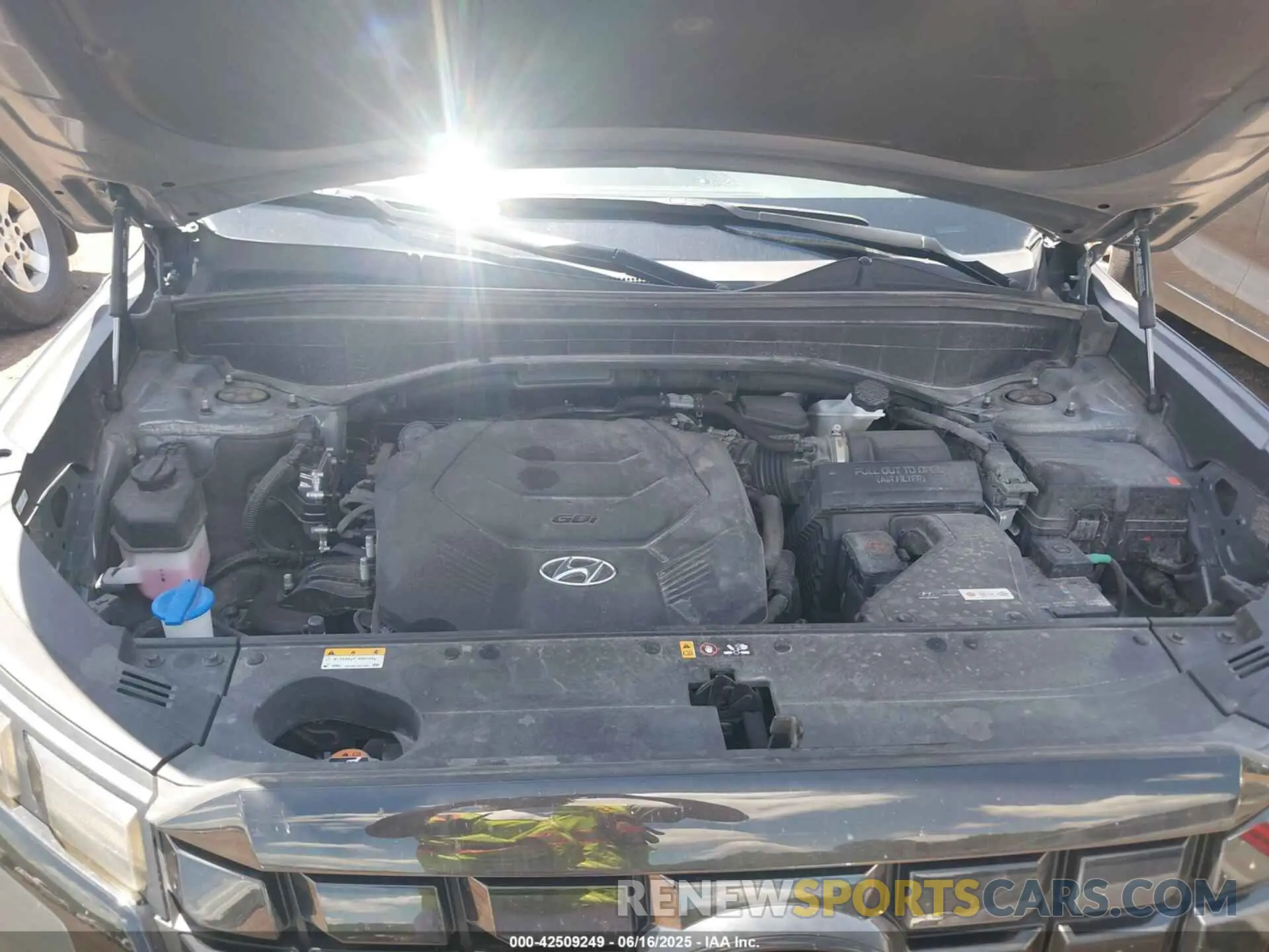 10 Photograph of a damaged car KM8R24GE2RU742301 HYUNDAI PALISADE 2024